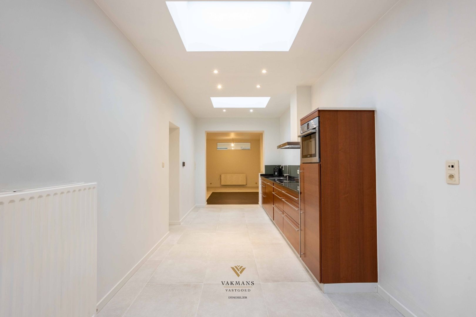 Prachtige gerenoveerde woning met 3 slaapkamers en tuin foto 22