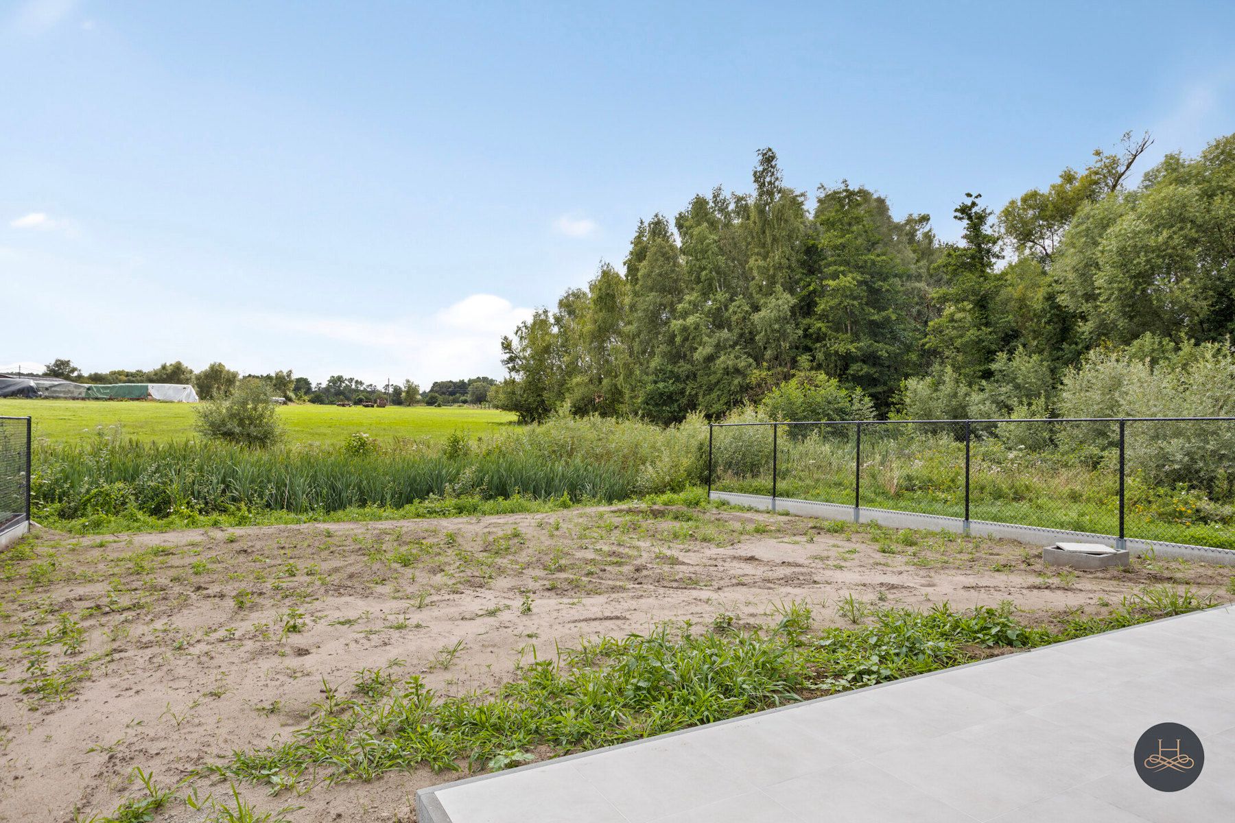 Hoogwaardig afgewerkte nieuwbouw villa met open zicht foto 27