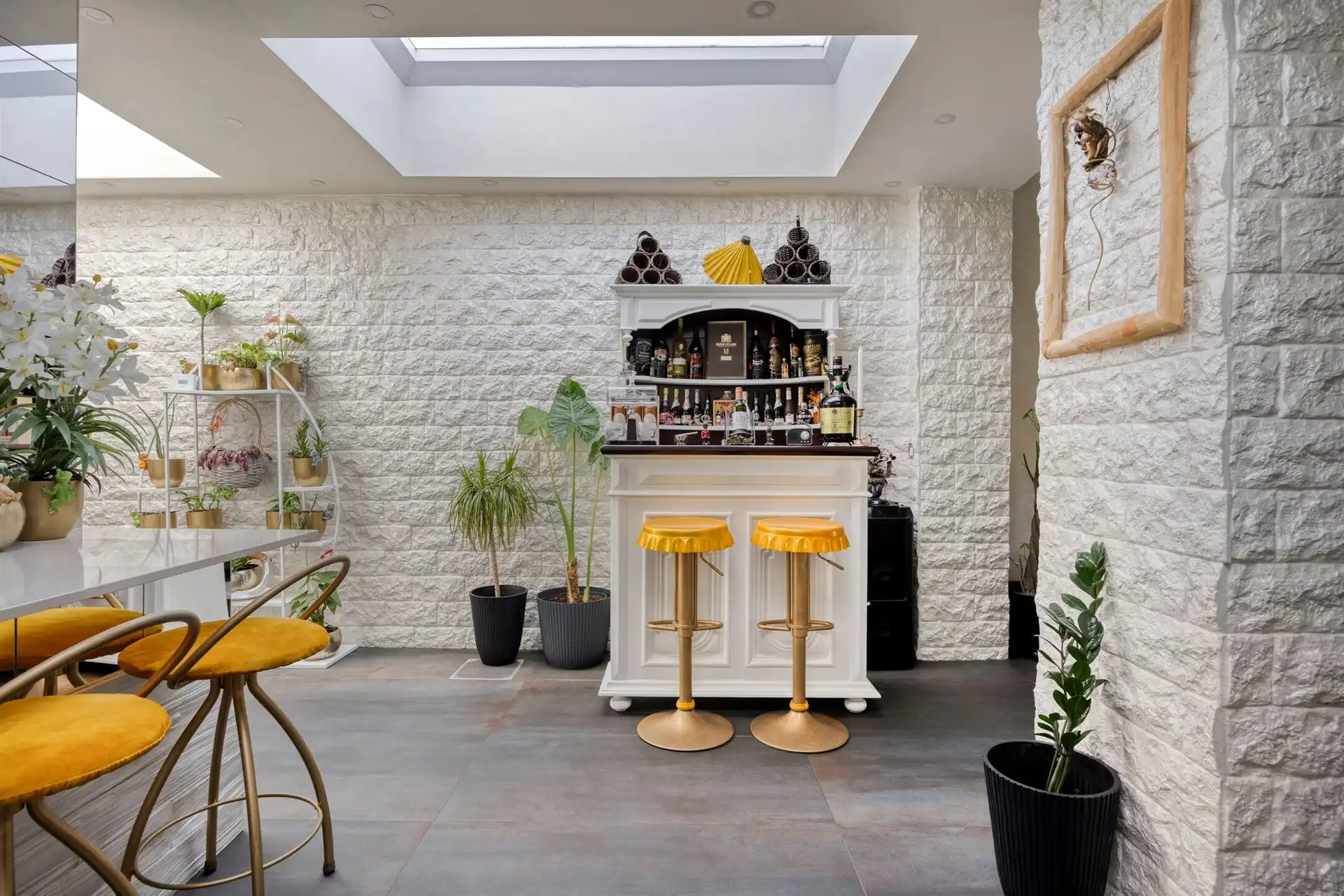 Instapklare woning met 3 (mog. 4) slaapkamers en tuin.  foto 8