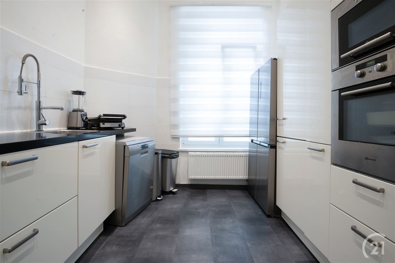 Charmante gerenoveerde eengezinswoning - Ideaal opbrengstenpand - Centrum van Brussel foto 9