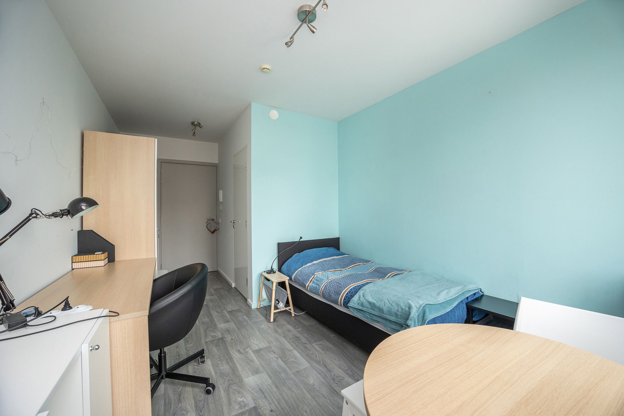 Gemeubelde studio op nieuw zuid foto 6