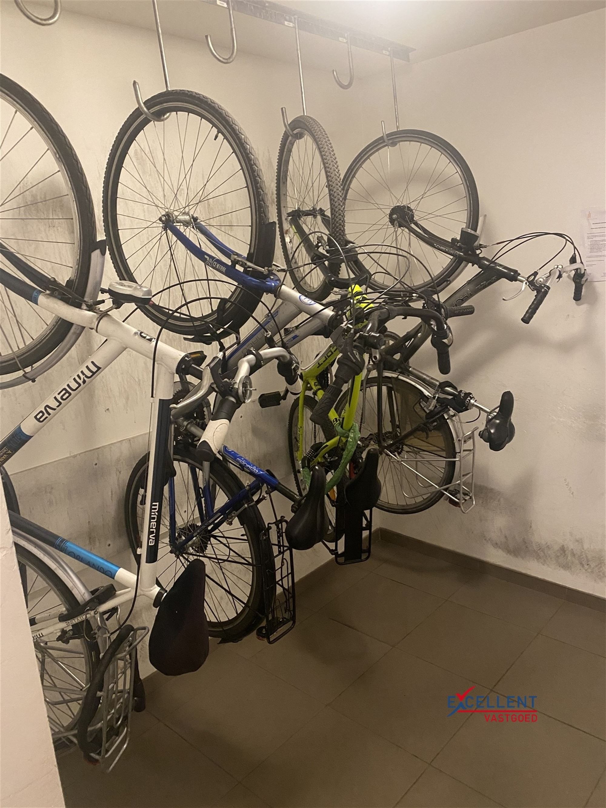 Bemeubelde studio te huur op wandelafstand van station Gent! foto 7