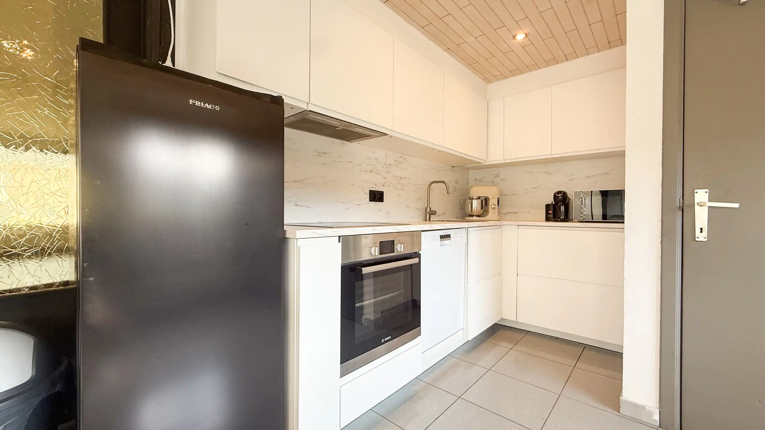 Instapklare woning met 2 slpks, ruime leefruimte en tuin! foto 9