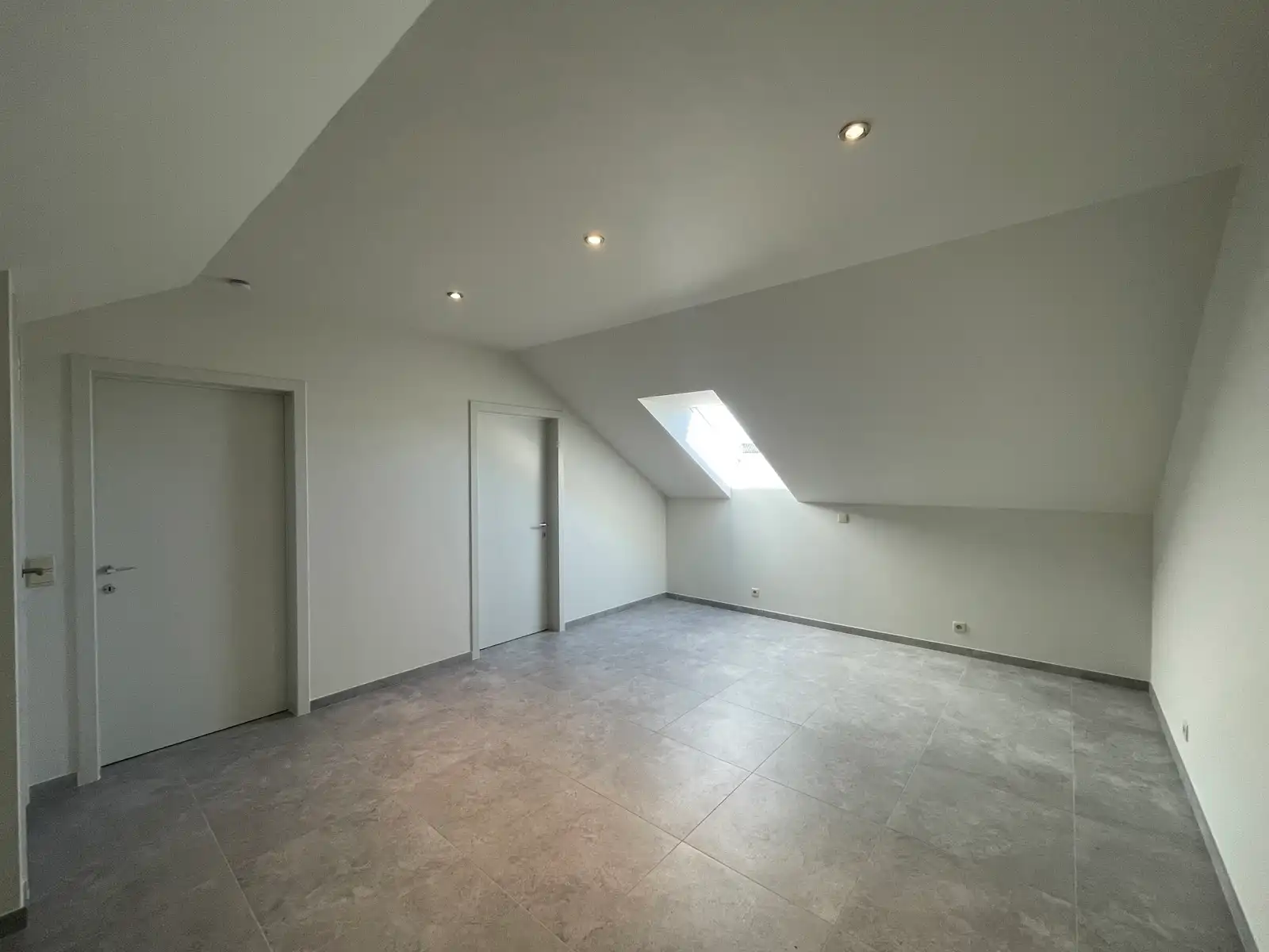 Appartement te huur foto 9