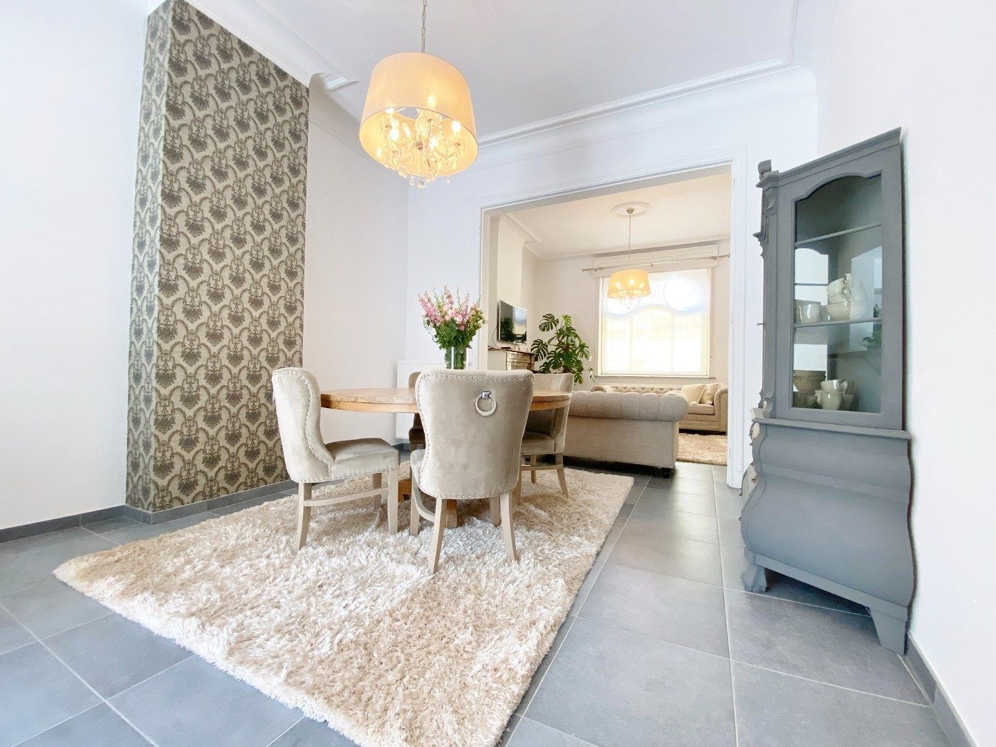 Volledig vernieuwde stadswoning met behoud van authentieke stijl foto 5