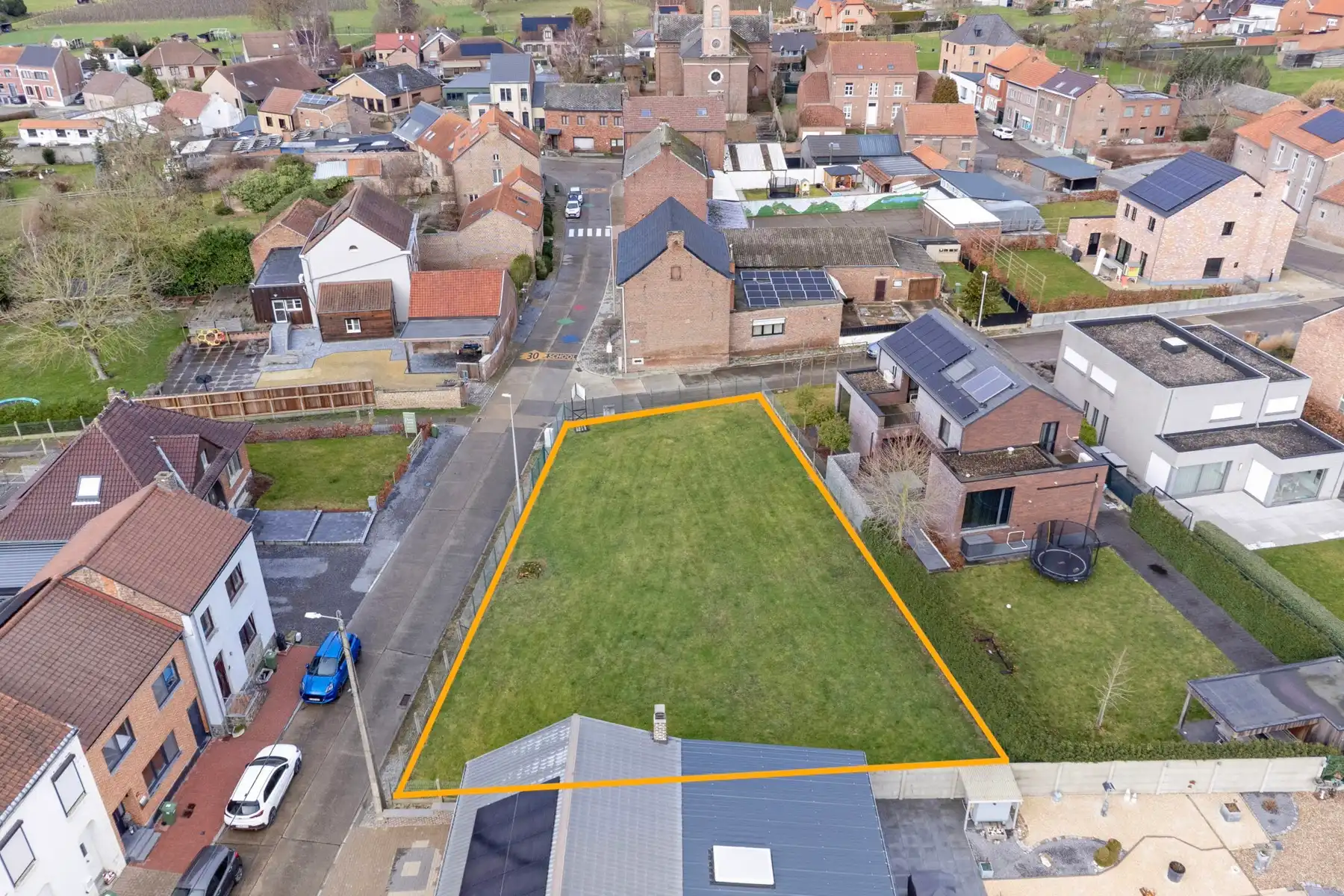 BOUWGROND VOOR EEN OPEN BEBOUWING VAN 7A36CA IN HET LANDELIJKE NIEL (GINGELOM)! foto 6