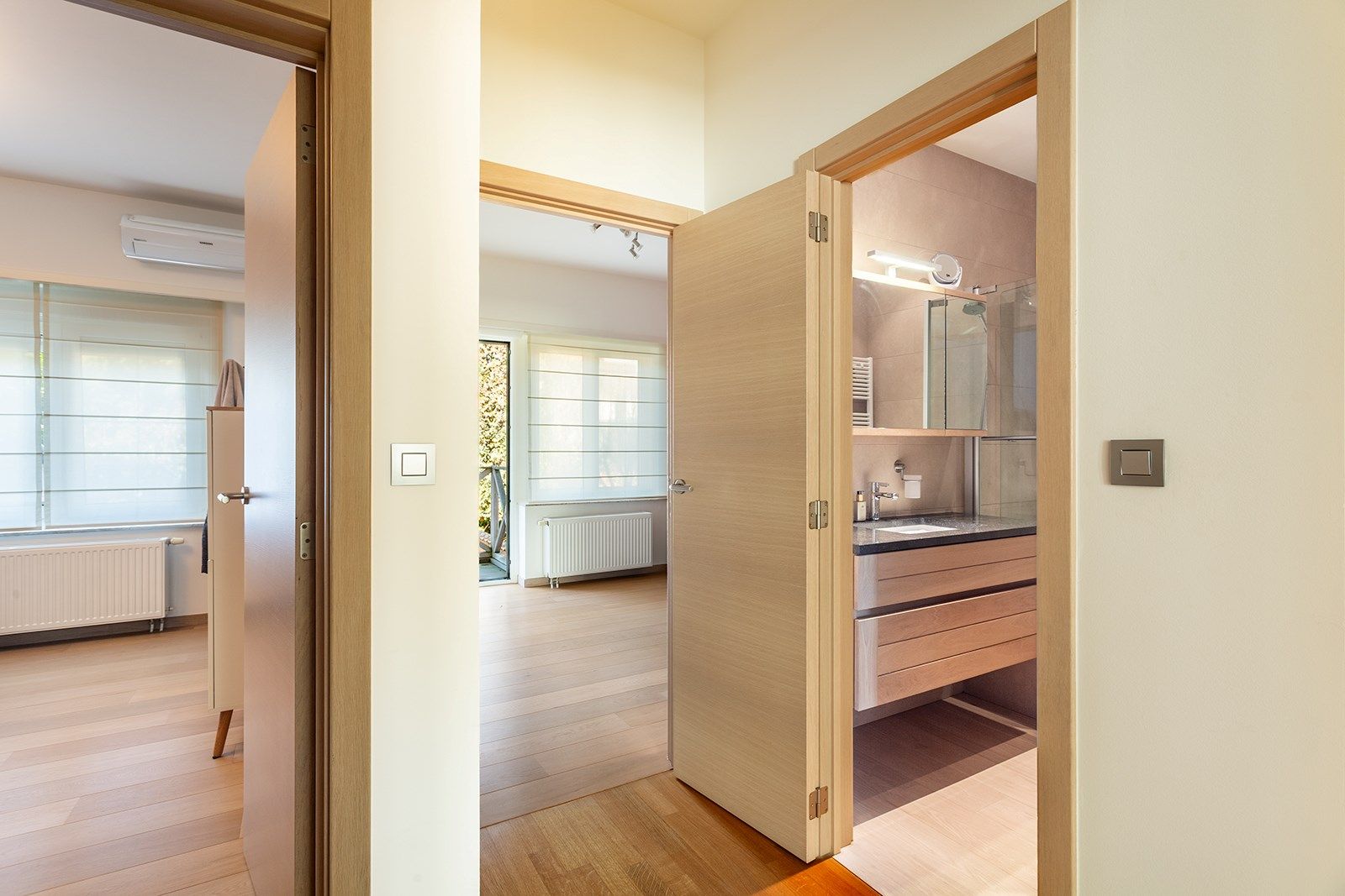 Luxueus 100% instapklaar 2-slaapkamer appartement foto 22