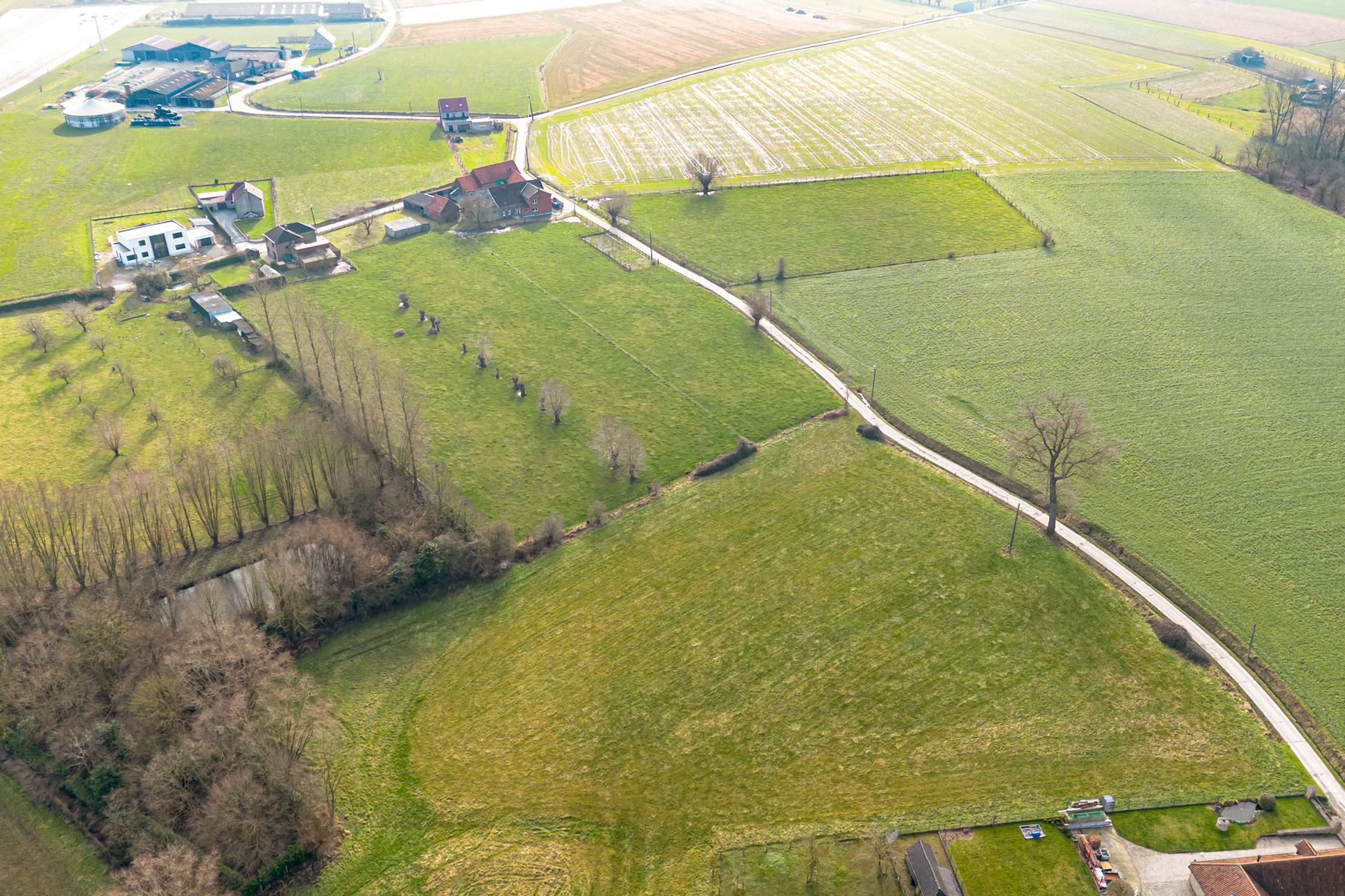 Hoeve + boomgaarden voor Para-agrarisch gebruik! foto 2