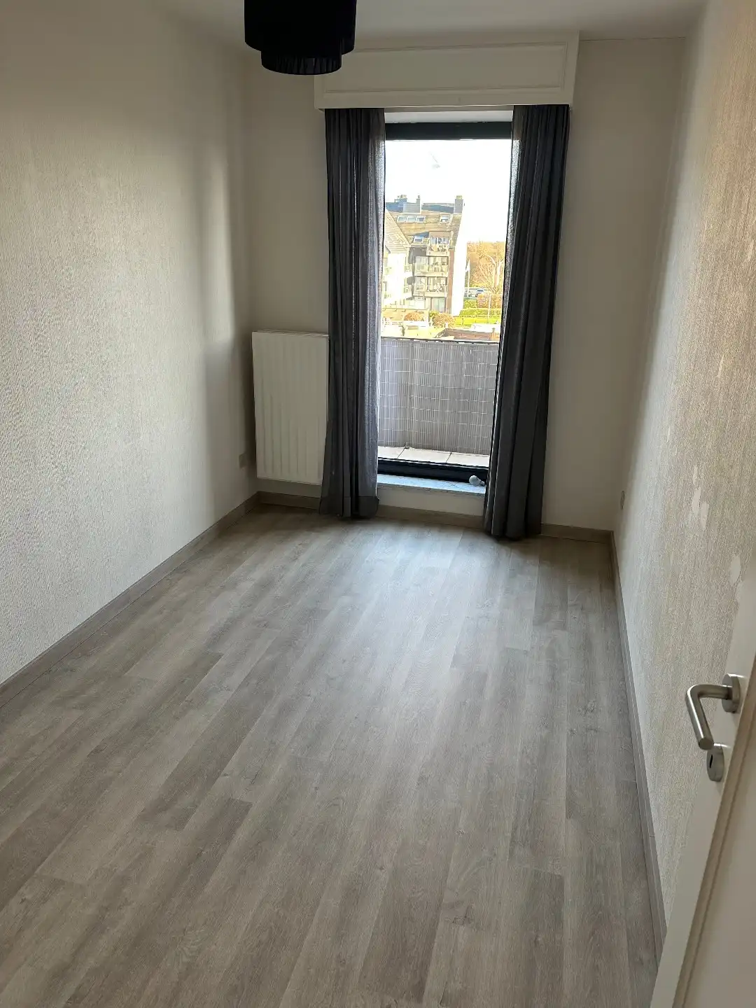 Appartement met 2 slaapkamers, berging en gesloten garage !  foto 13
