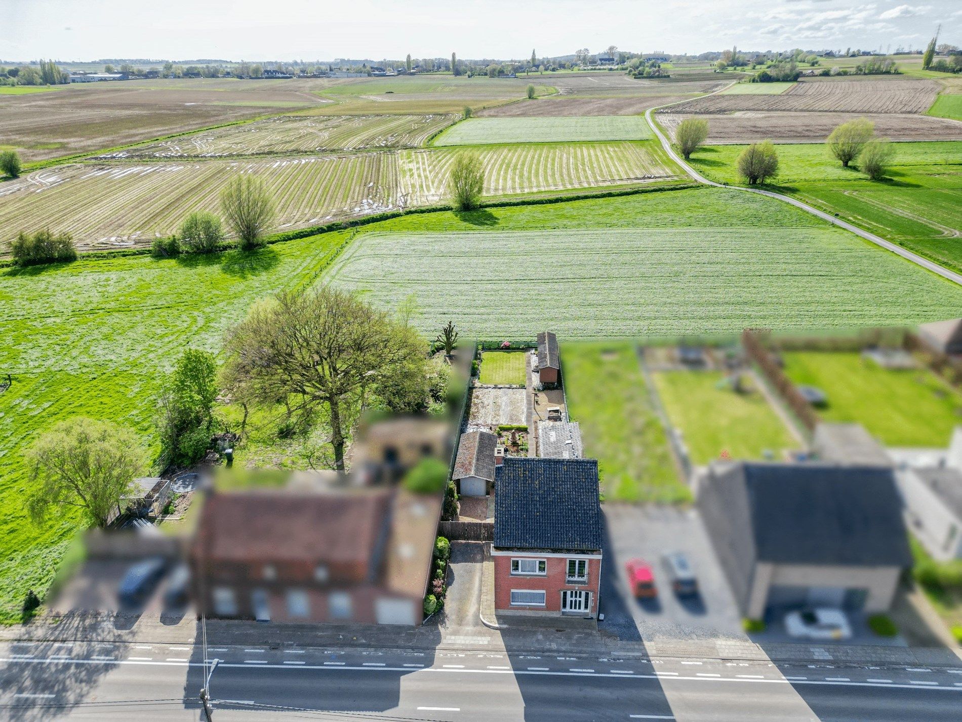 CHARMANT TE RENOVEREN WONING MET LANDELIJK VERZICHT foto 2