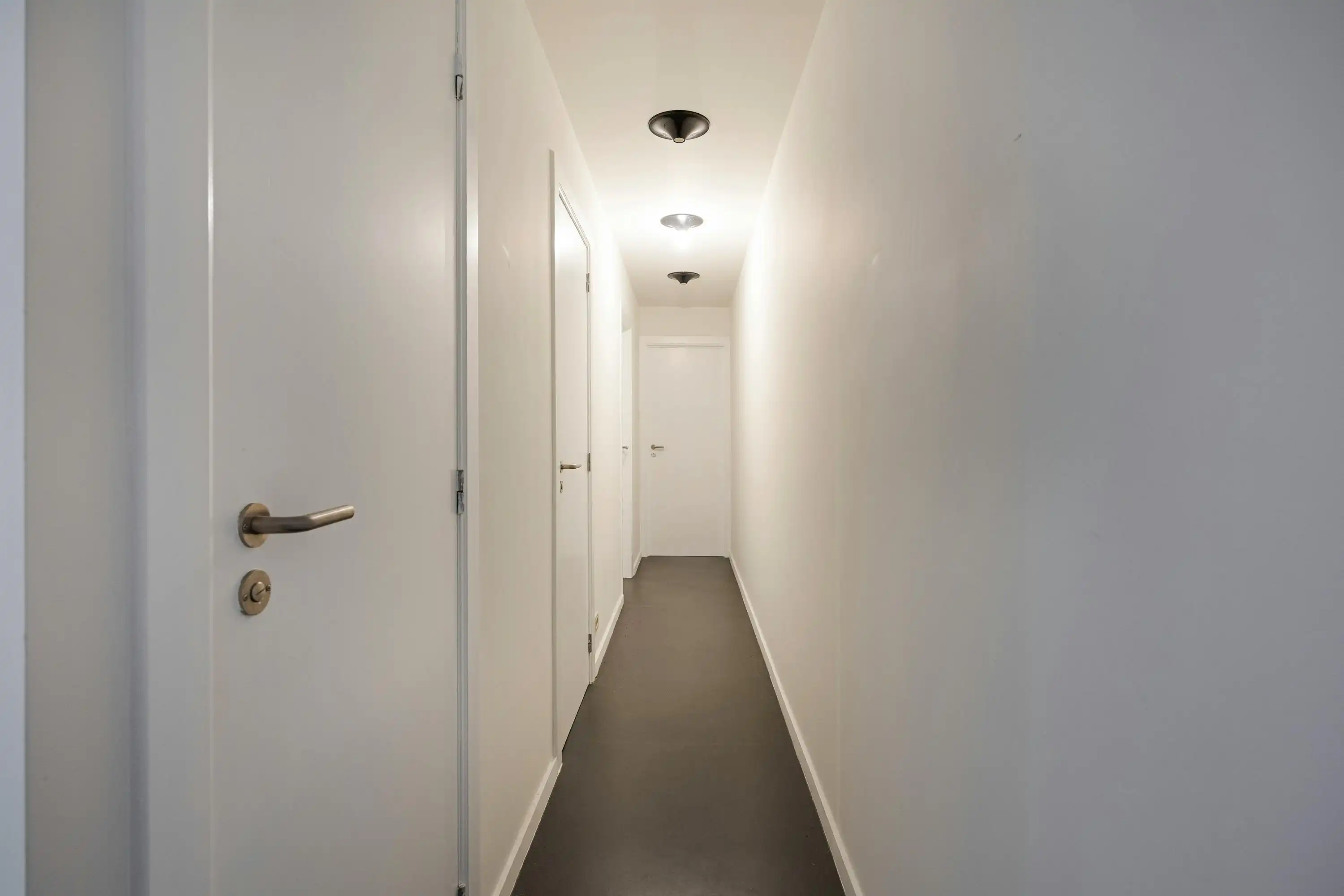 2 slaapkamerappartement te koop in het centrum van Antwerpen foto 12