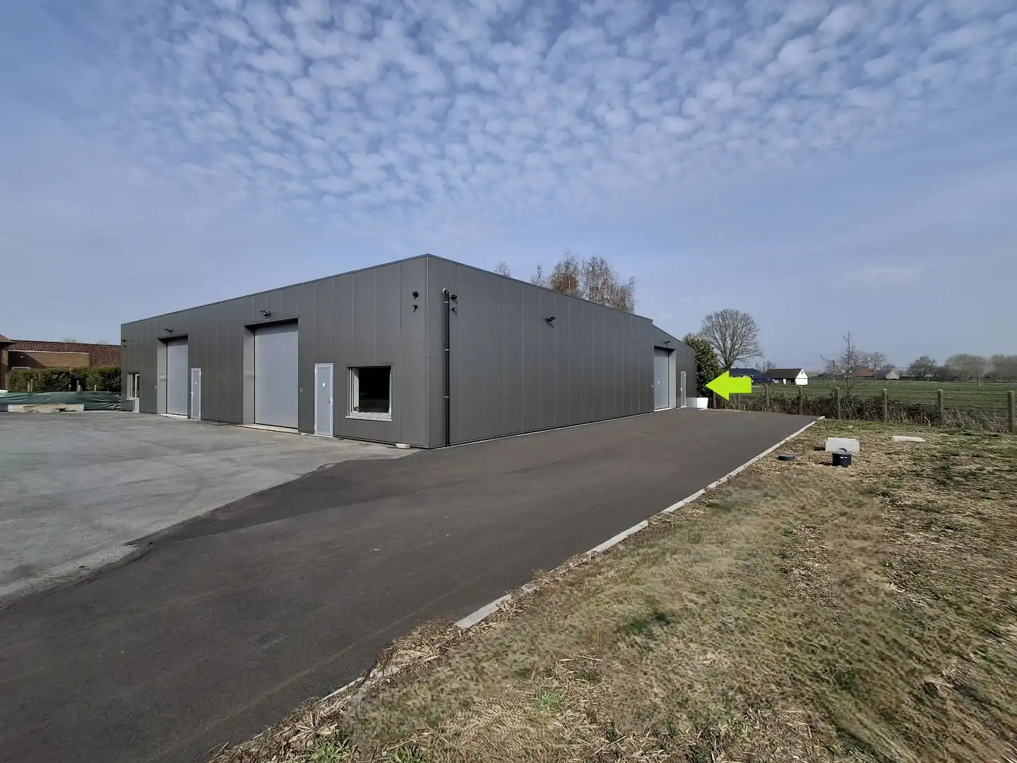 INSTAPKLARE LOODS VAN 216 M² MET UITSTEKENDE BEREIKBAARHEID foto 5