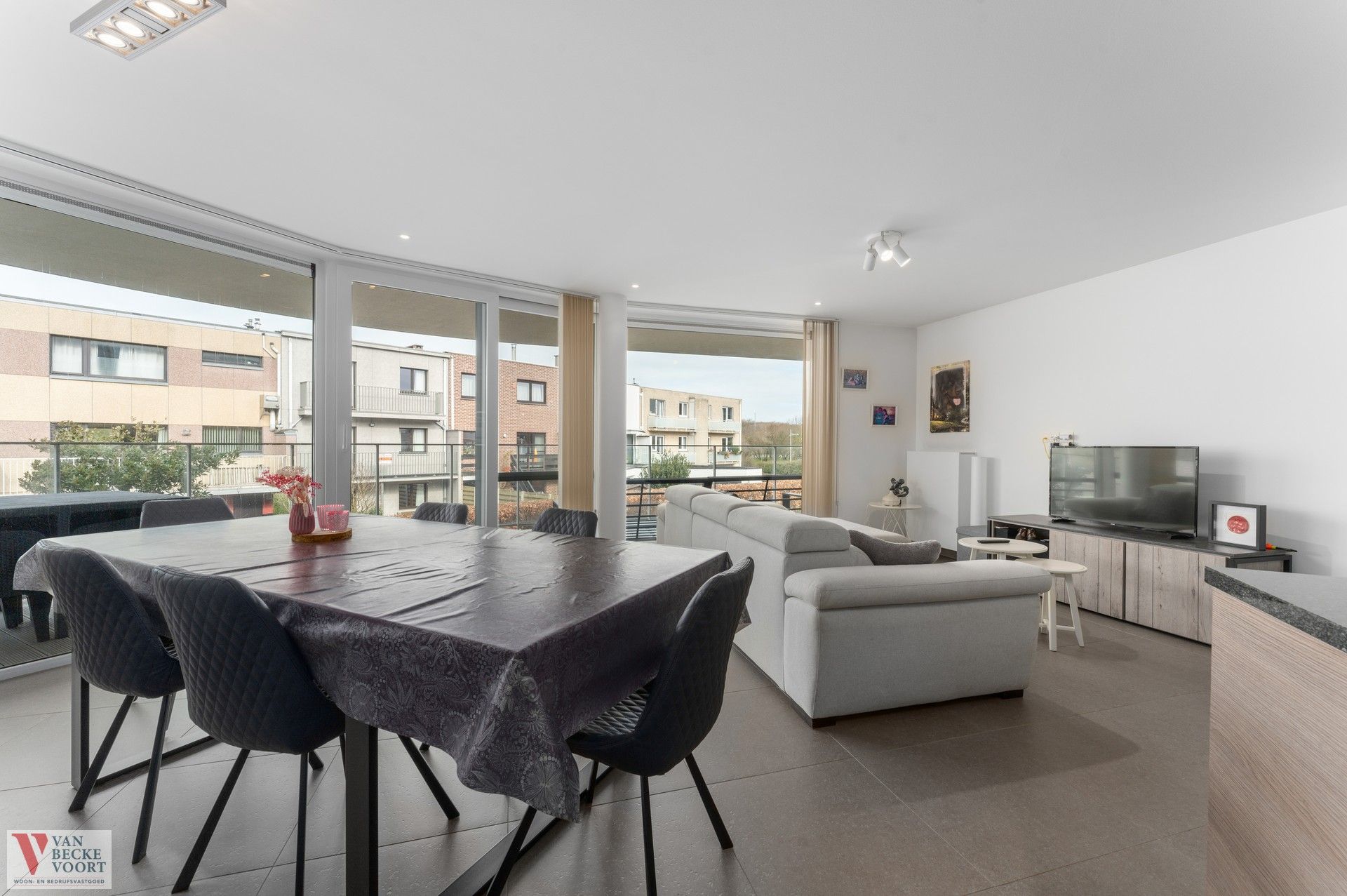 Energiezuinig appartement met ruim terras foto 2