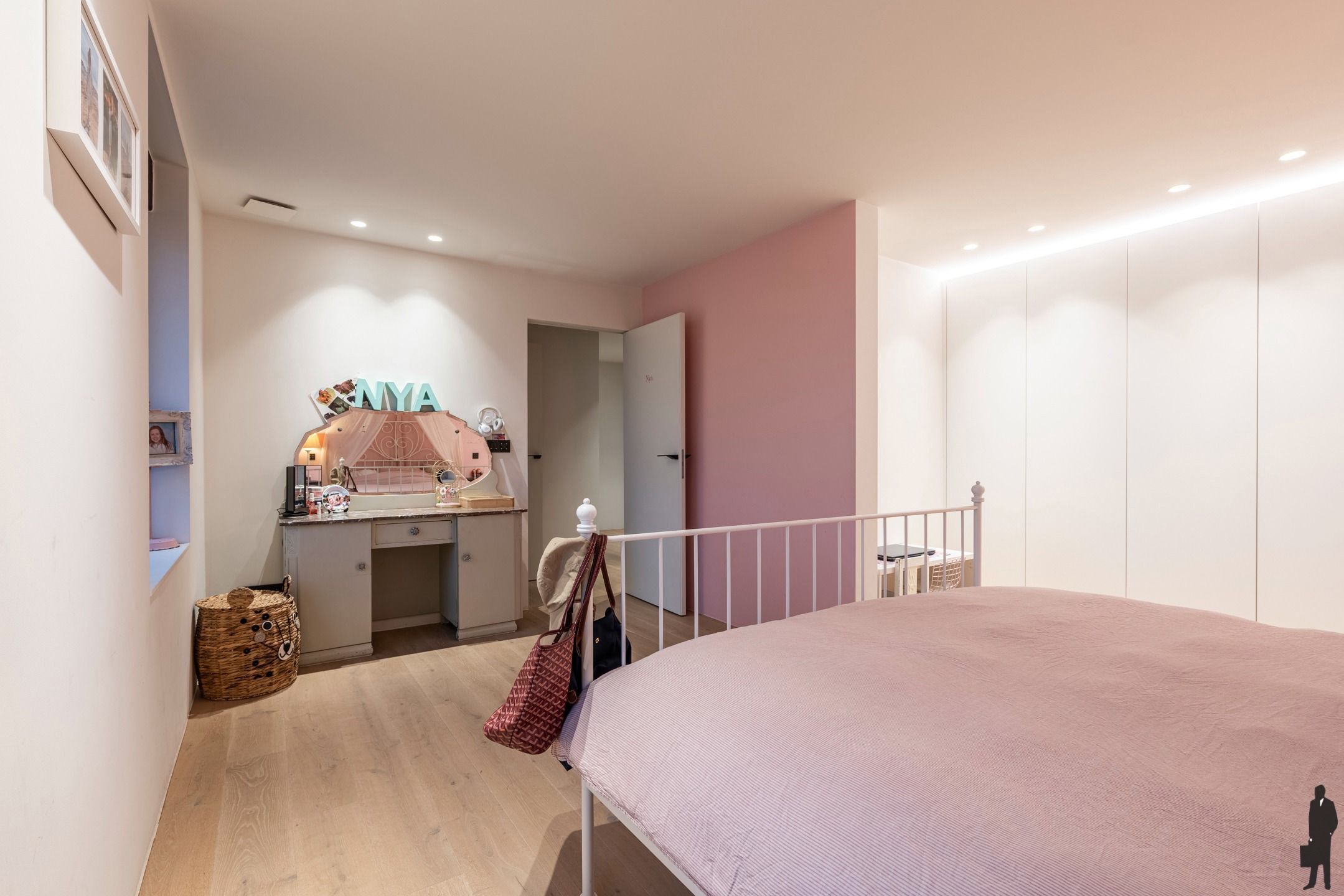 Luxe villa met zwembad en poolhouse vlakbij het centrum van Hoogstraten. foto 30