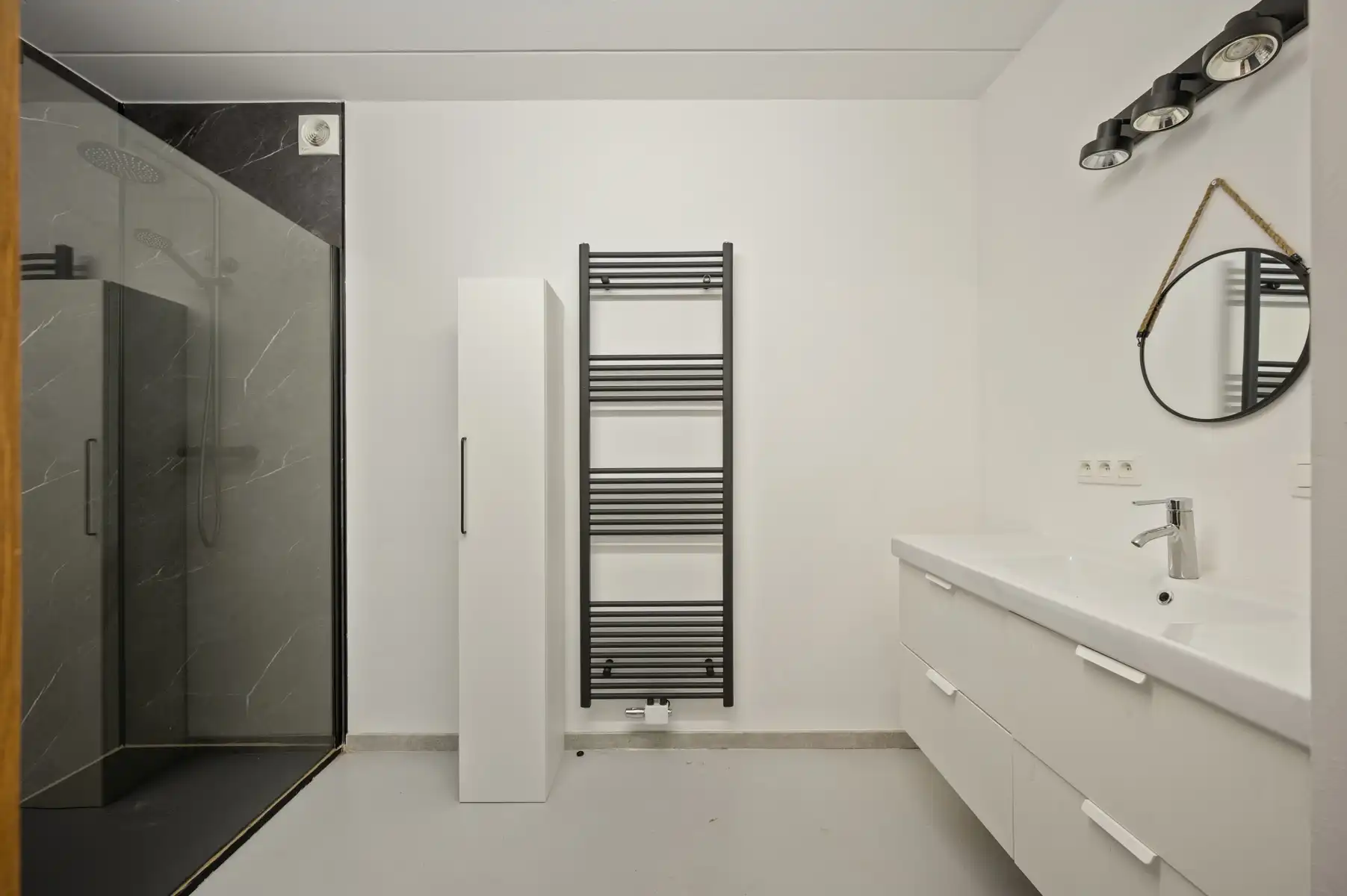 Te renoveren pand met magazijnen te BEERZEL foto 25