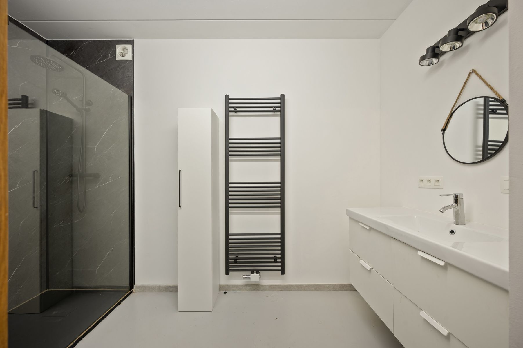 Te renoveren pand met magazijnen te BEERZEL foto 25