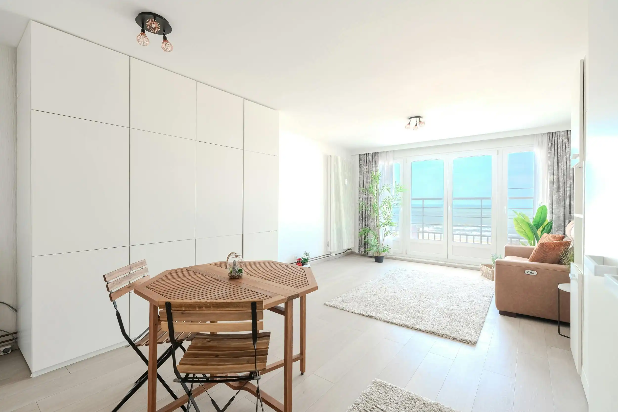 Ruime studio met prachtig frontaal zeezicht te Middelkerke ! foto 3