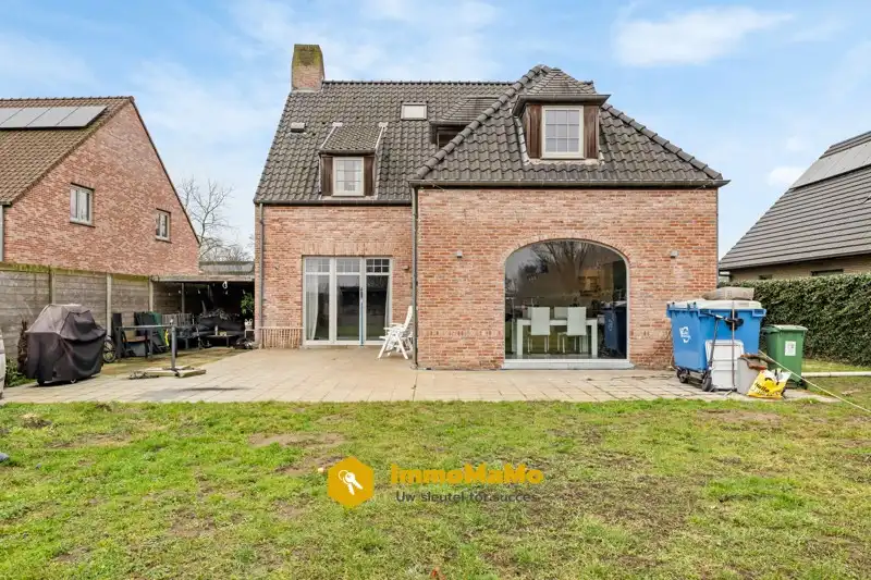 LANDELIJKE WONING MET ENORM RUIME TUIN TE KOOP IN WACHTEBEKE foto 30