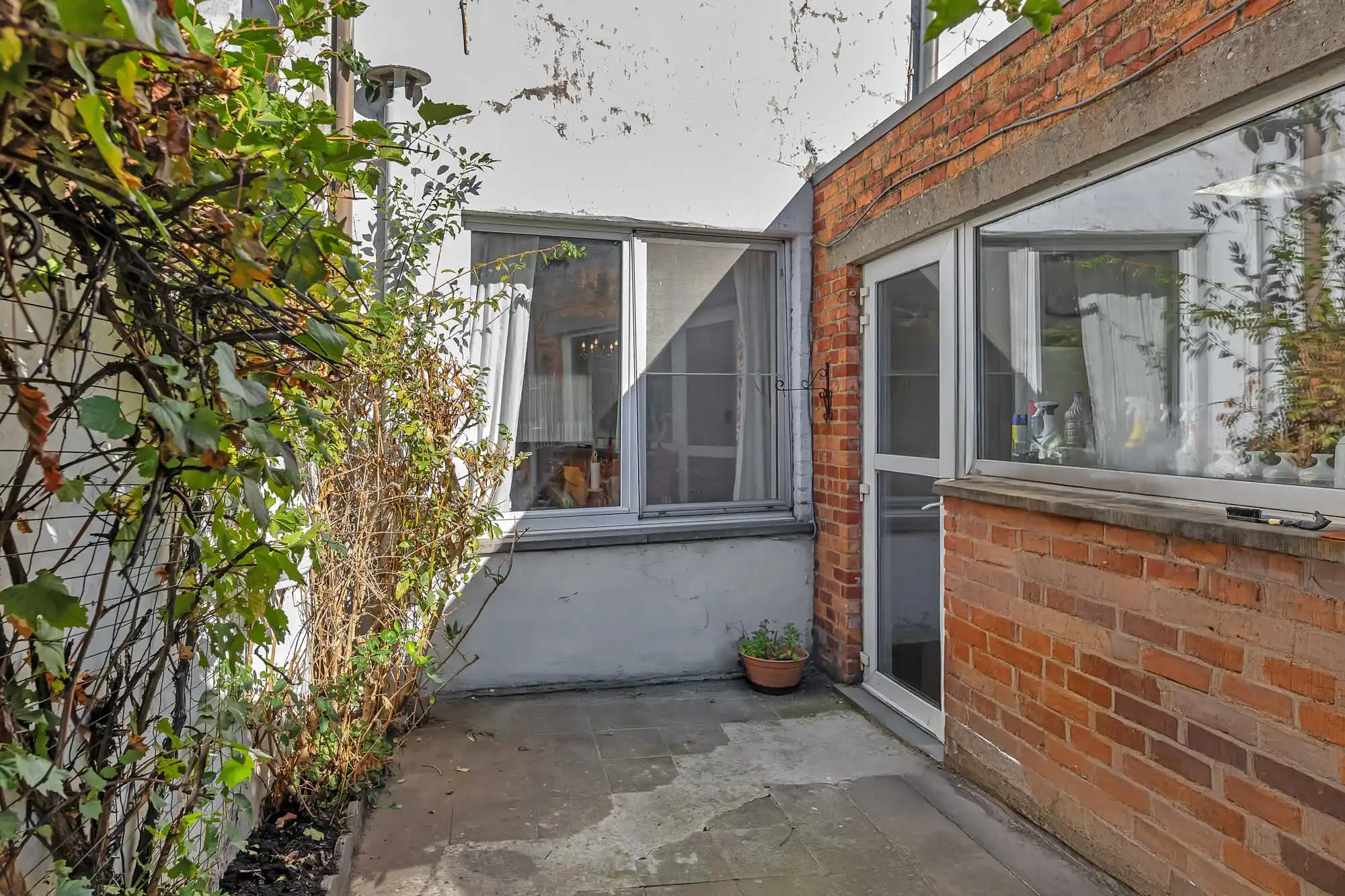 Te renoveren woning met EPC (D) en 4 slaapkamers in Aalst foto 11