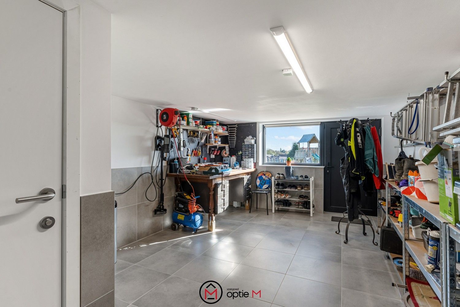 Prachtige woning met inpandige studio te koop in Riemst, Val-meer. foto 37