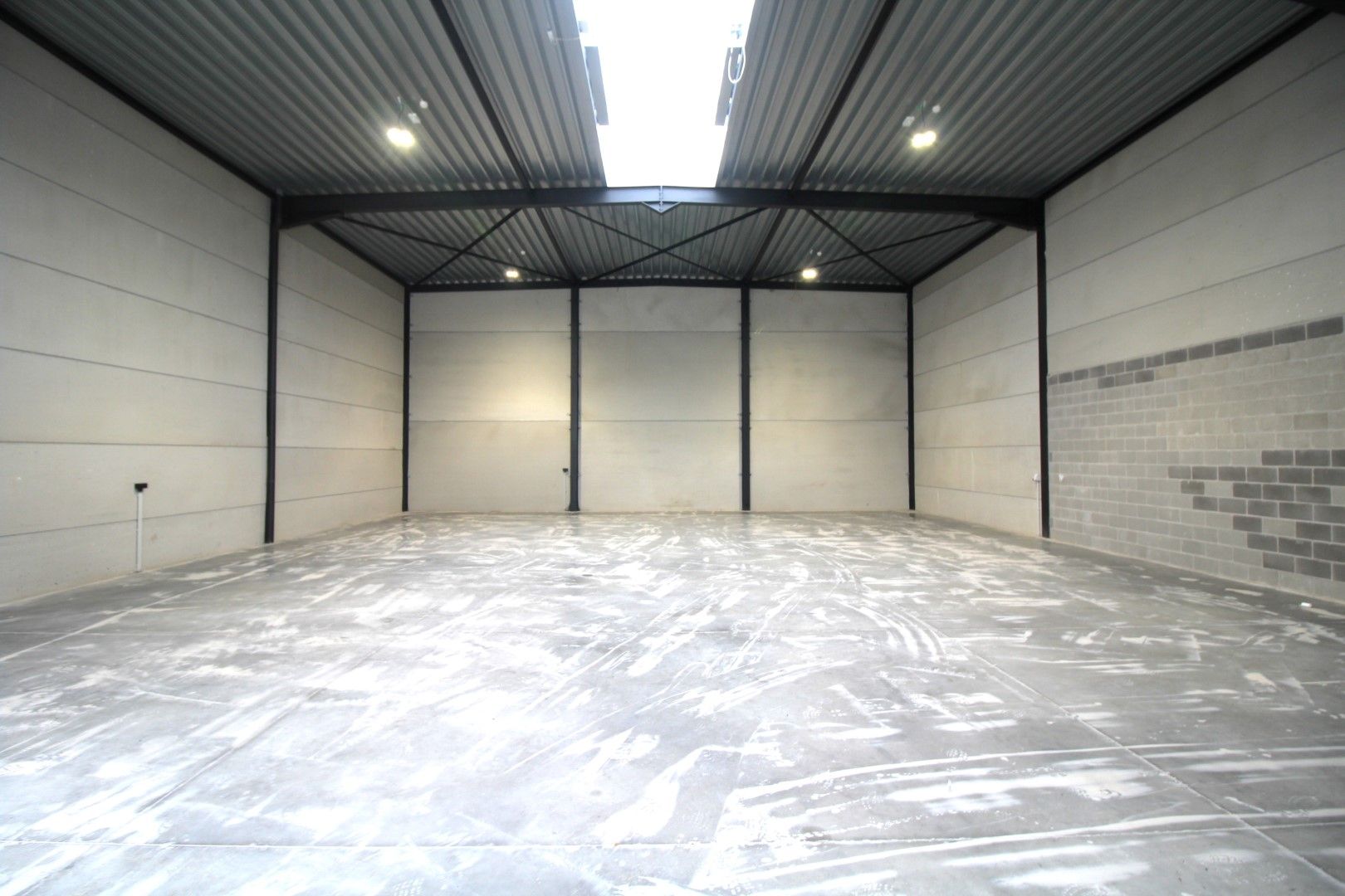 bedrijventerrein Kunstdal | uitstekend gelegen KMO-unit van 263m² foto 3