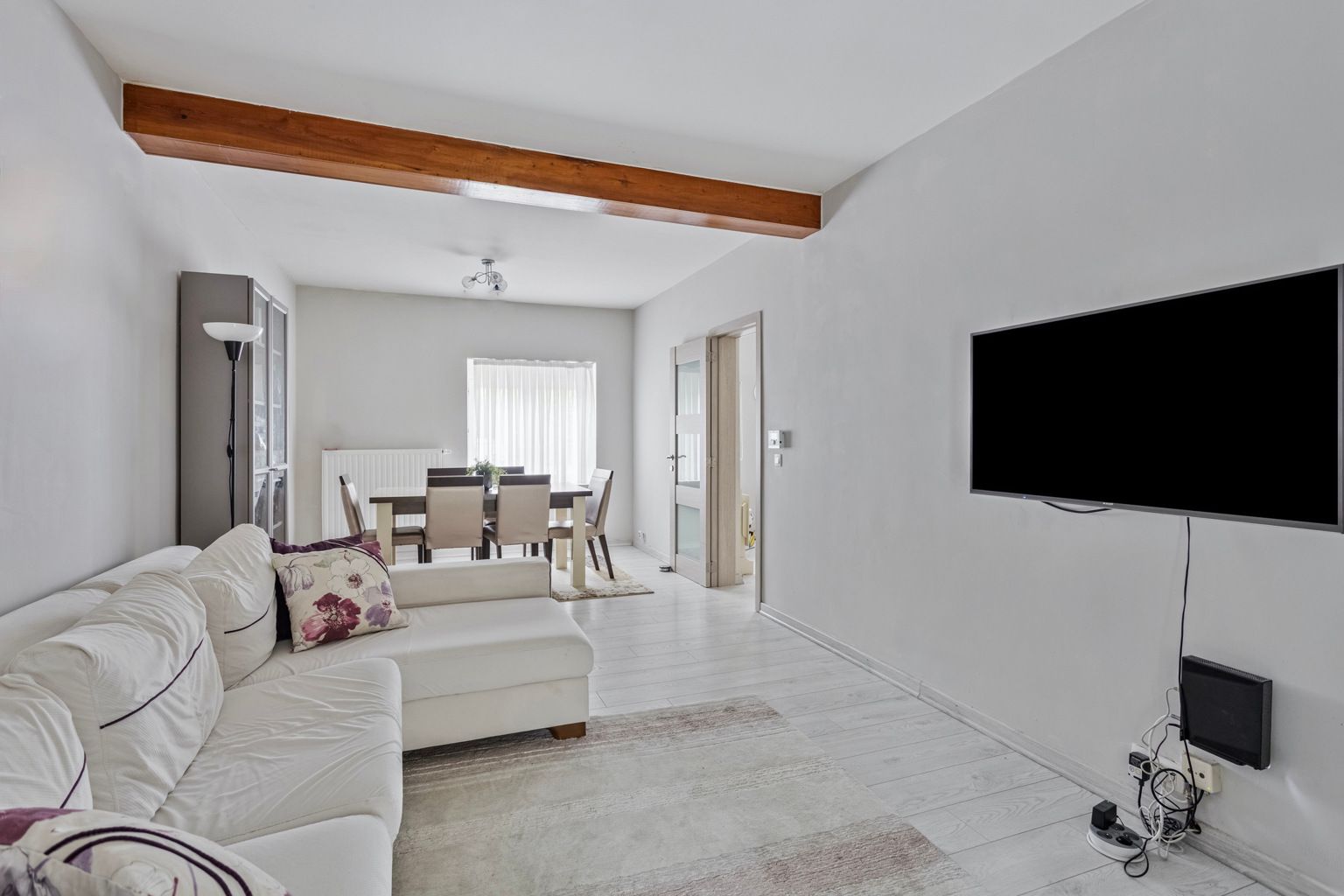 WONING MET TUIN IN HAASRODE foto 7