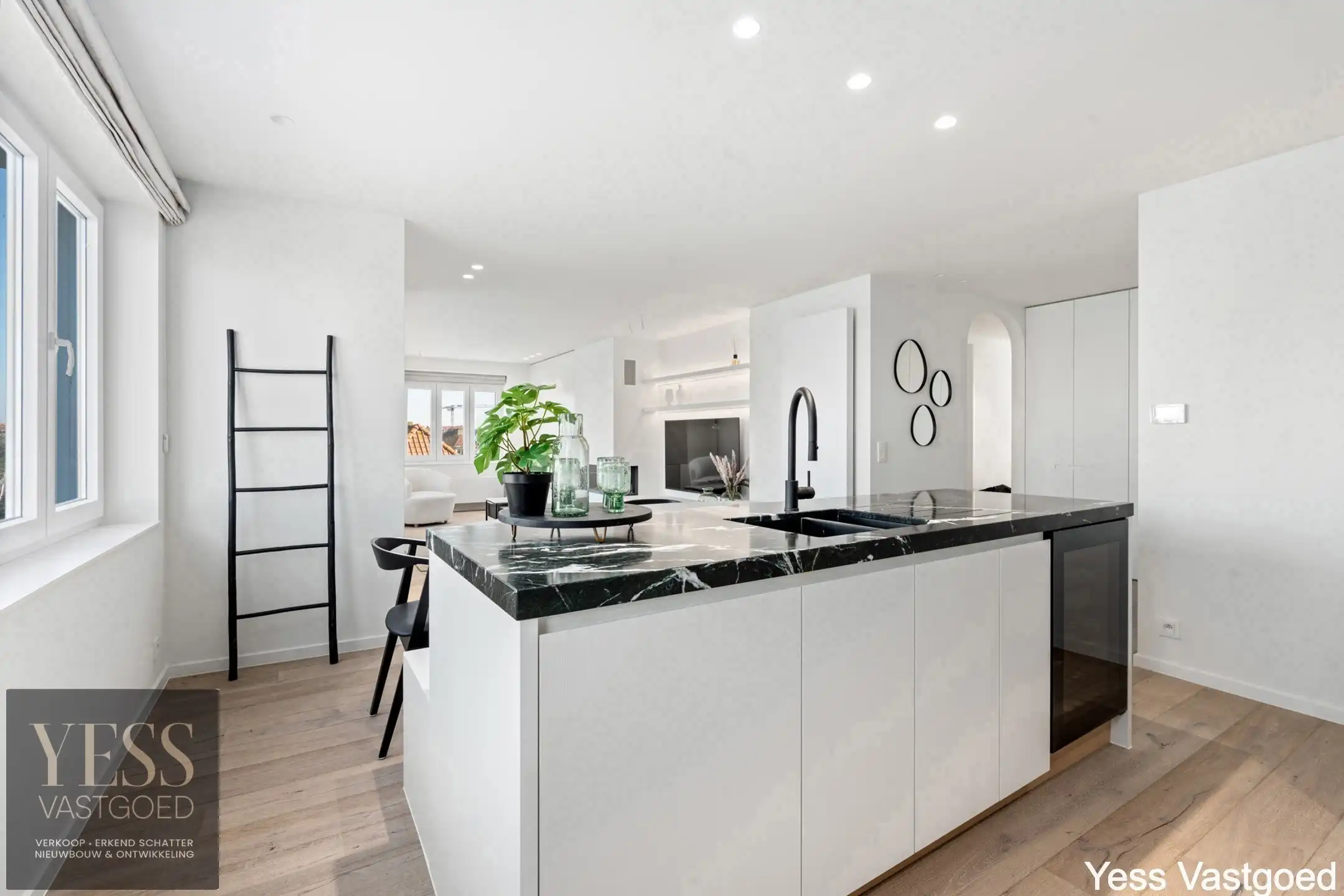 Prachtig appartement met zicht over het Zegemeer te Knokke. foto 7