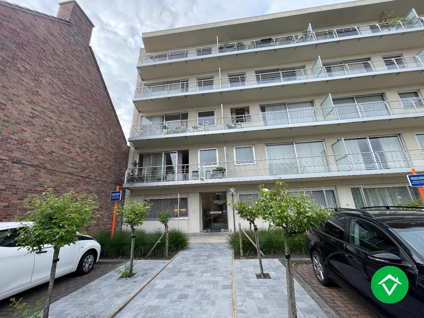 Centraal gelegen appartement met 2 slaapkamers en garage te Roeselare foto 18