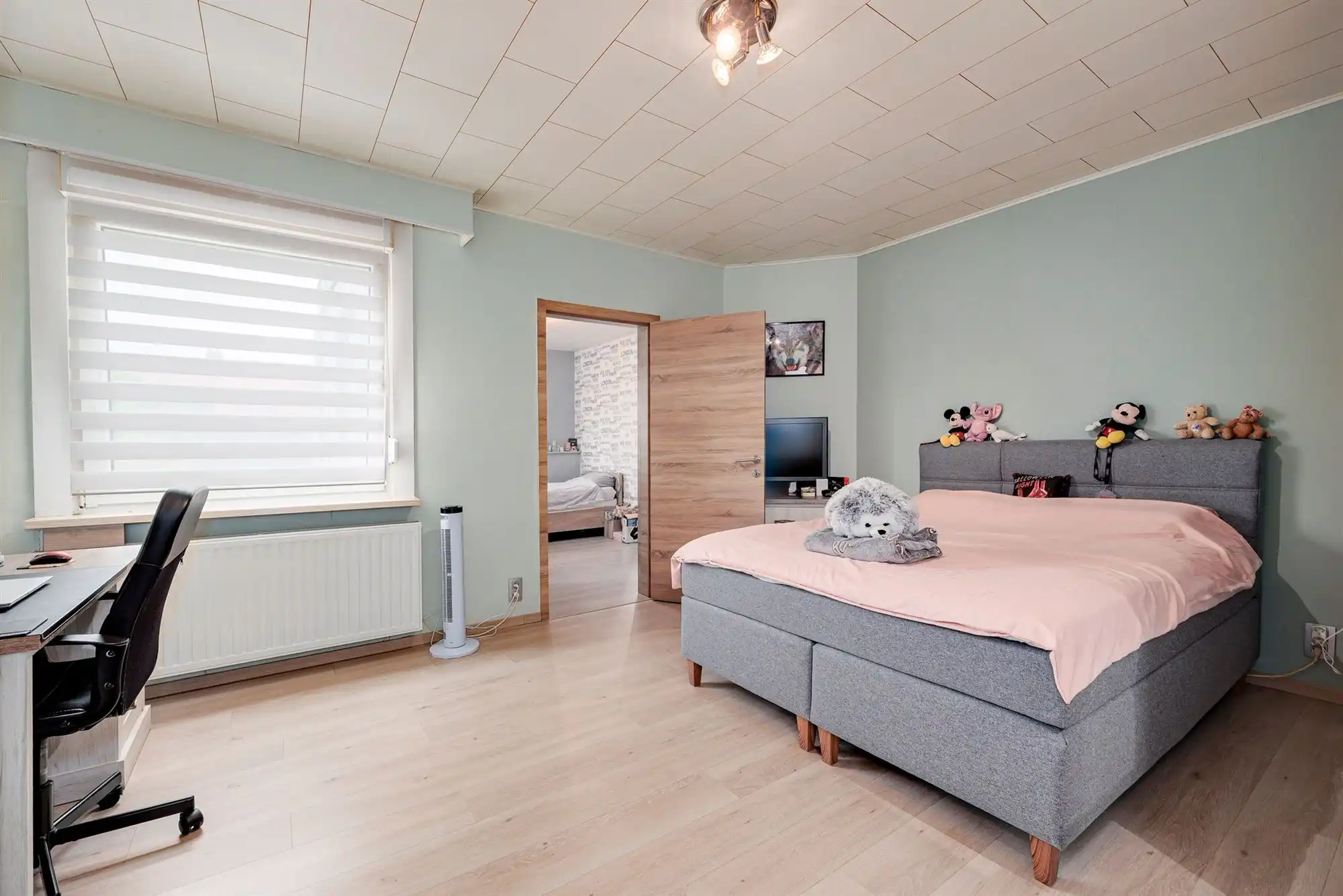 Leuke instapklare woning met 3 slk, garage  en een zonnige tuin foto 17