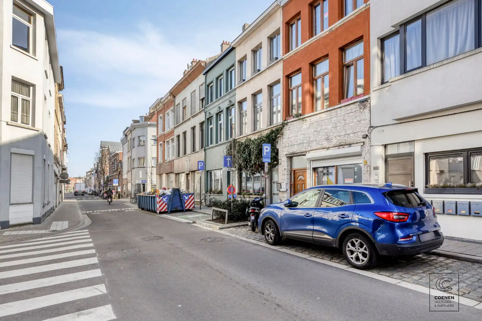 Ruime handelswoning, momenteel ingericht als handelsruimte en 2 appartementen op goede ligging te Antwerpen! foto 23