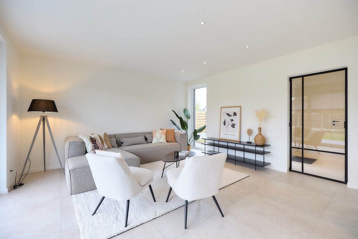 Alleenstaande woning met 4 slaapkamers in Waardamme foto 3