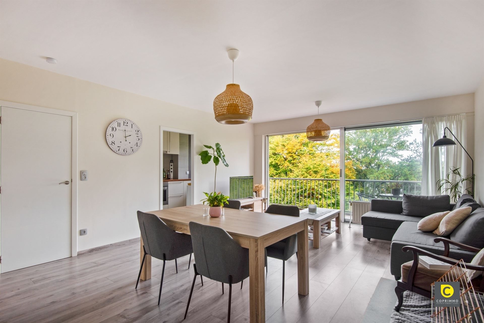 Modern 2-slp appartement in groene omgeving foto 3