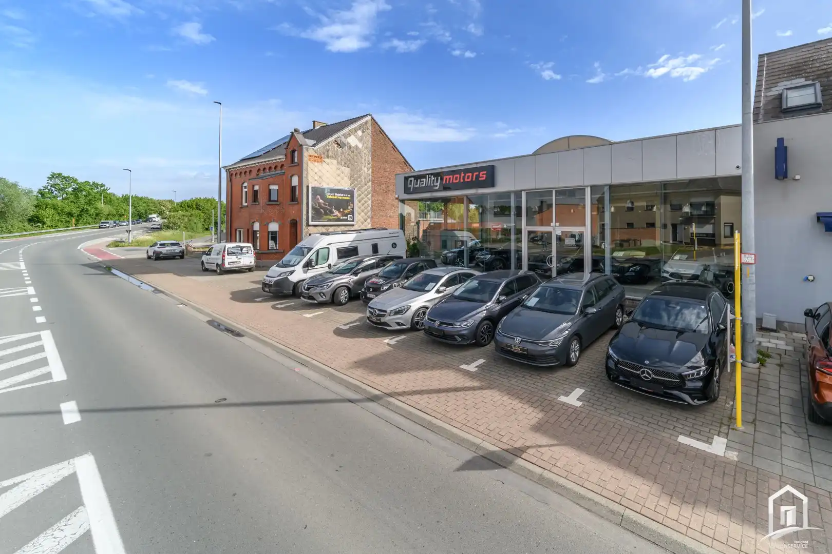 Ruim commercieel pand met showroom en magazijn op uitstekende locatie te Erembodegem foto 33