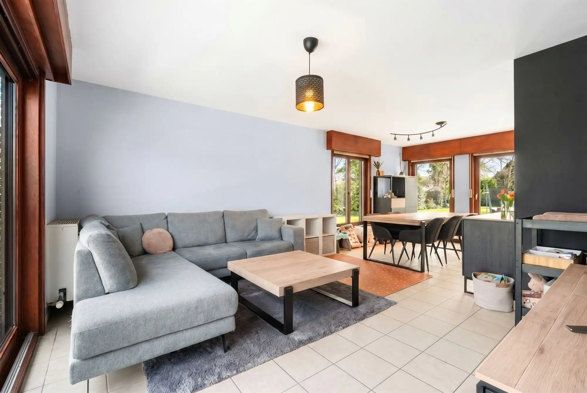 Rustig gelegen woning met 3 slaapkamers en fijne tuin foto 2