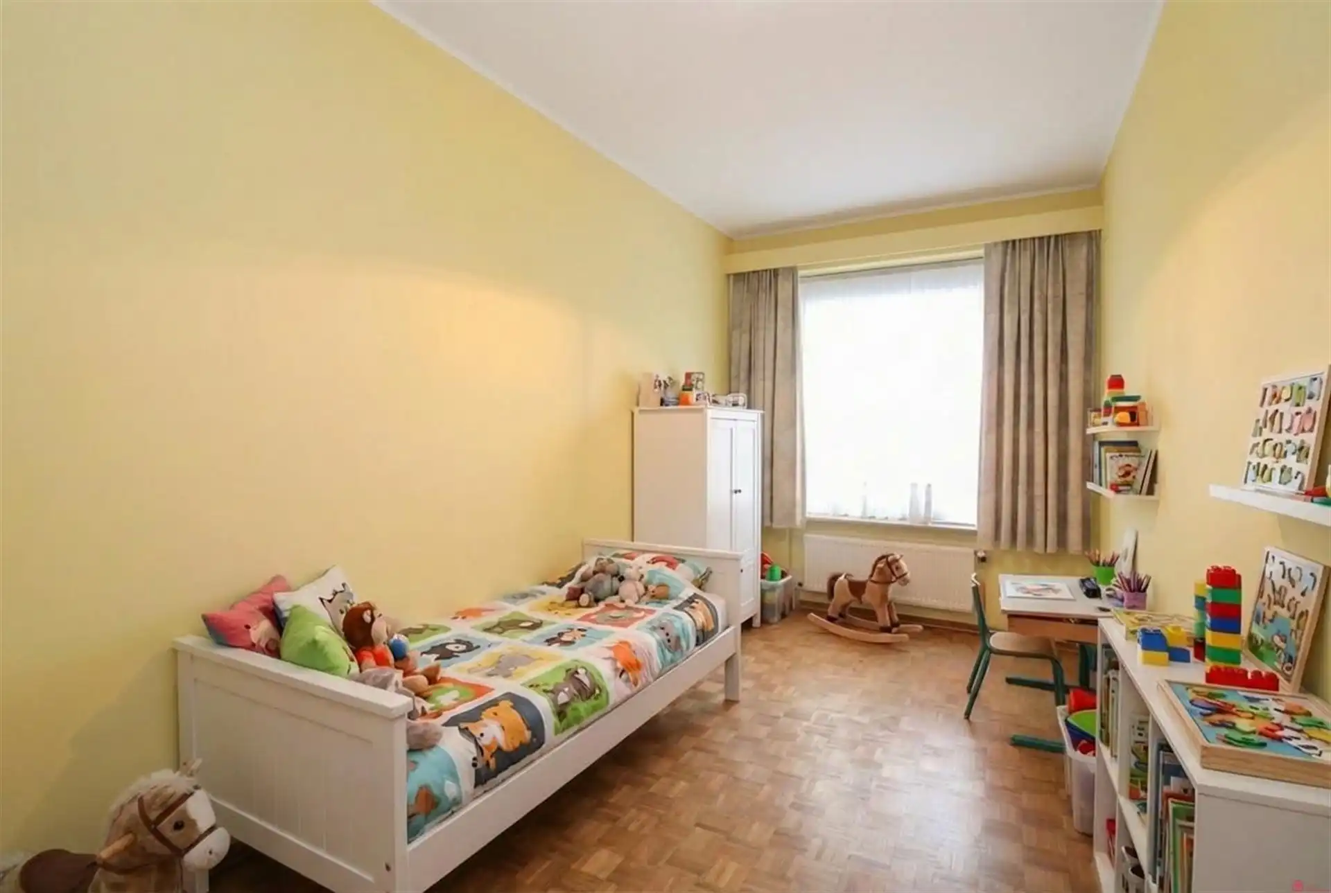 Lichtrijk hoekappartement foto 14