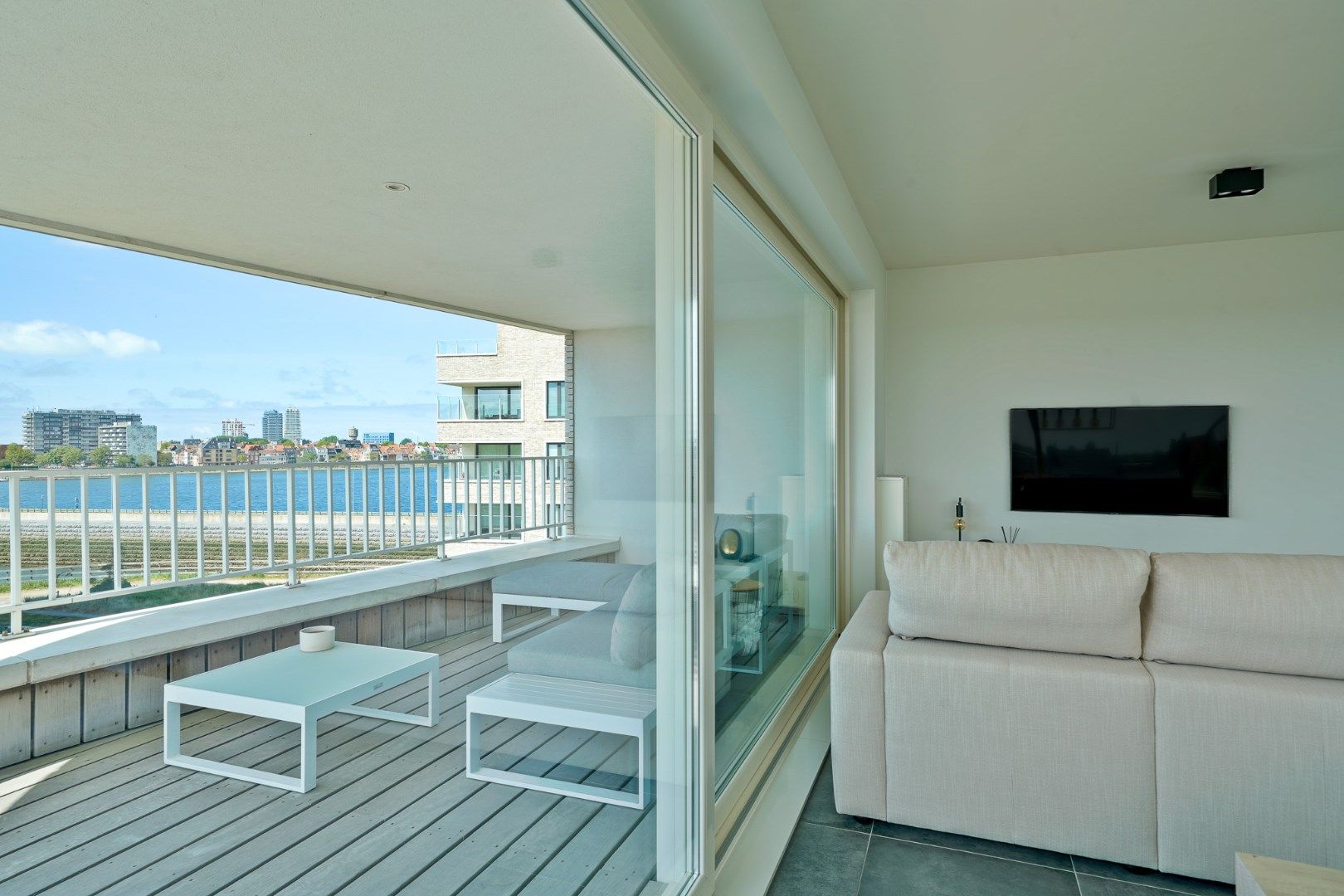 Prachtig appartement met open uitzicht foto 6