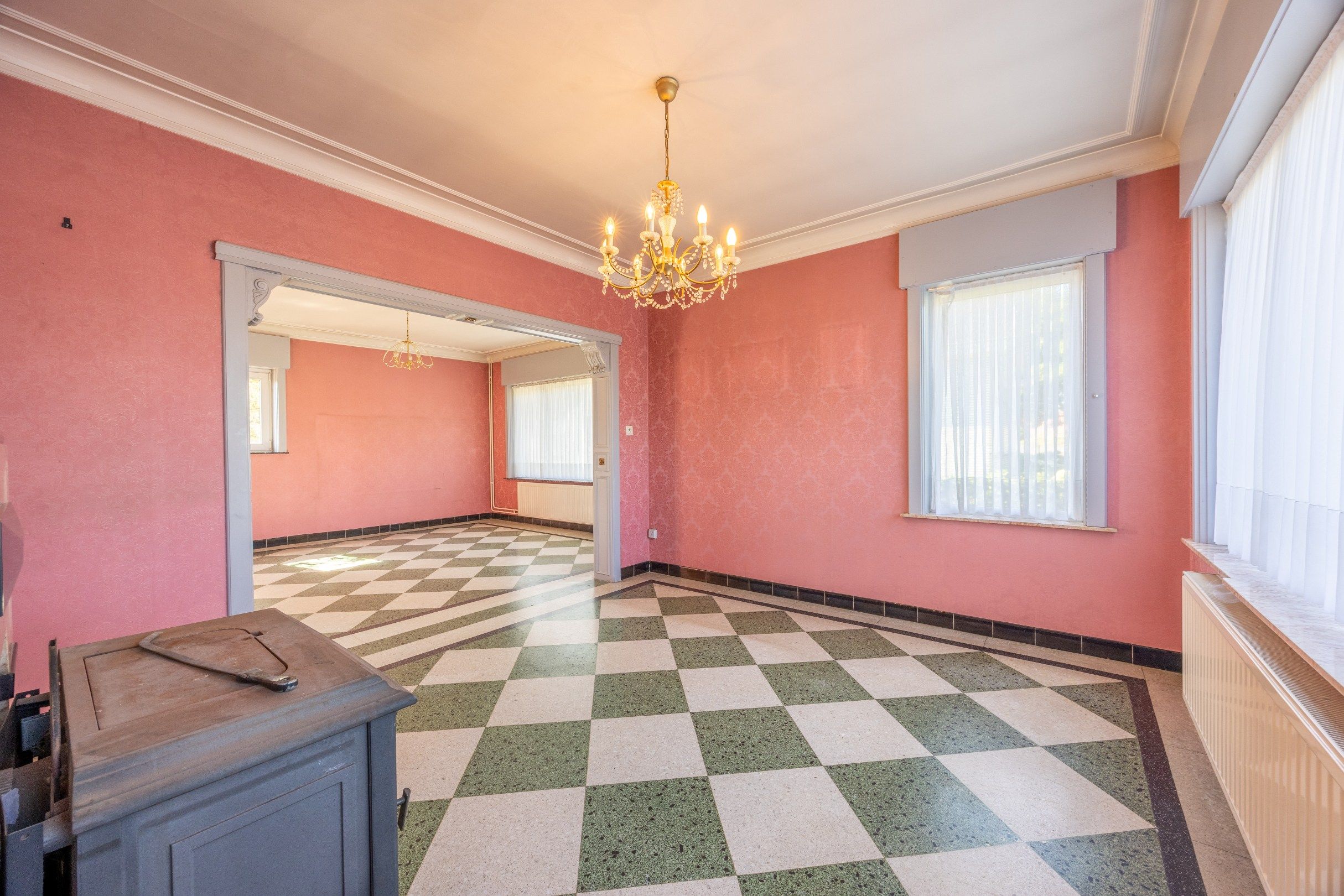 KLOEKE VILLA MET MAGAZIJN IN EEN LANDELIJKE OMGEVING foto 5