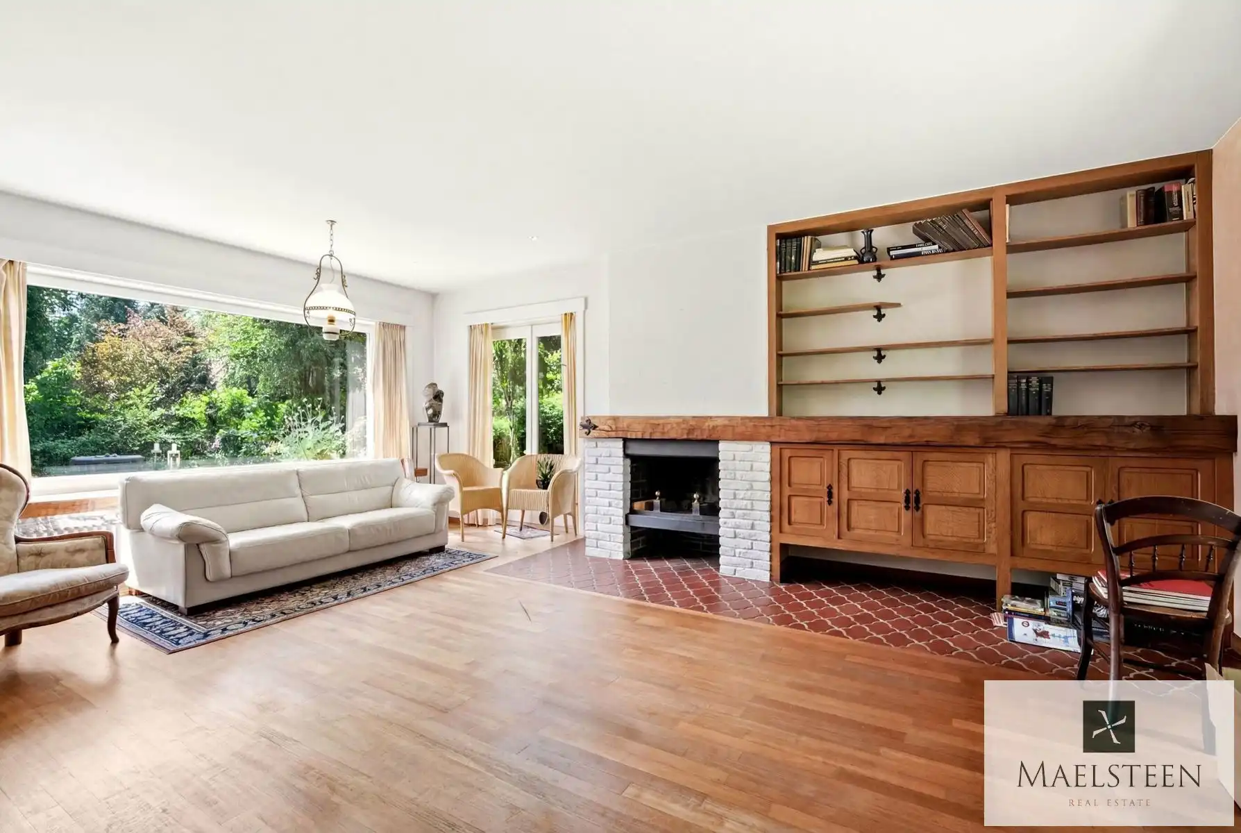 Villa op zeer gegeerde ligging te Sint-Andries (1.710 m²) foto 11