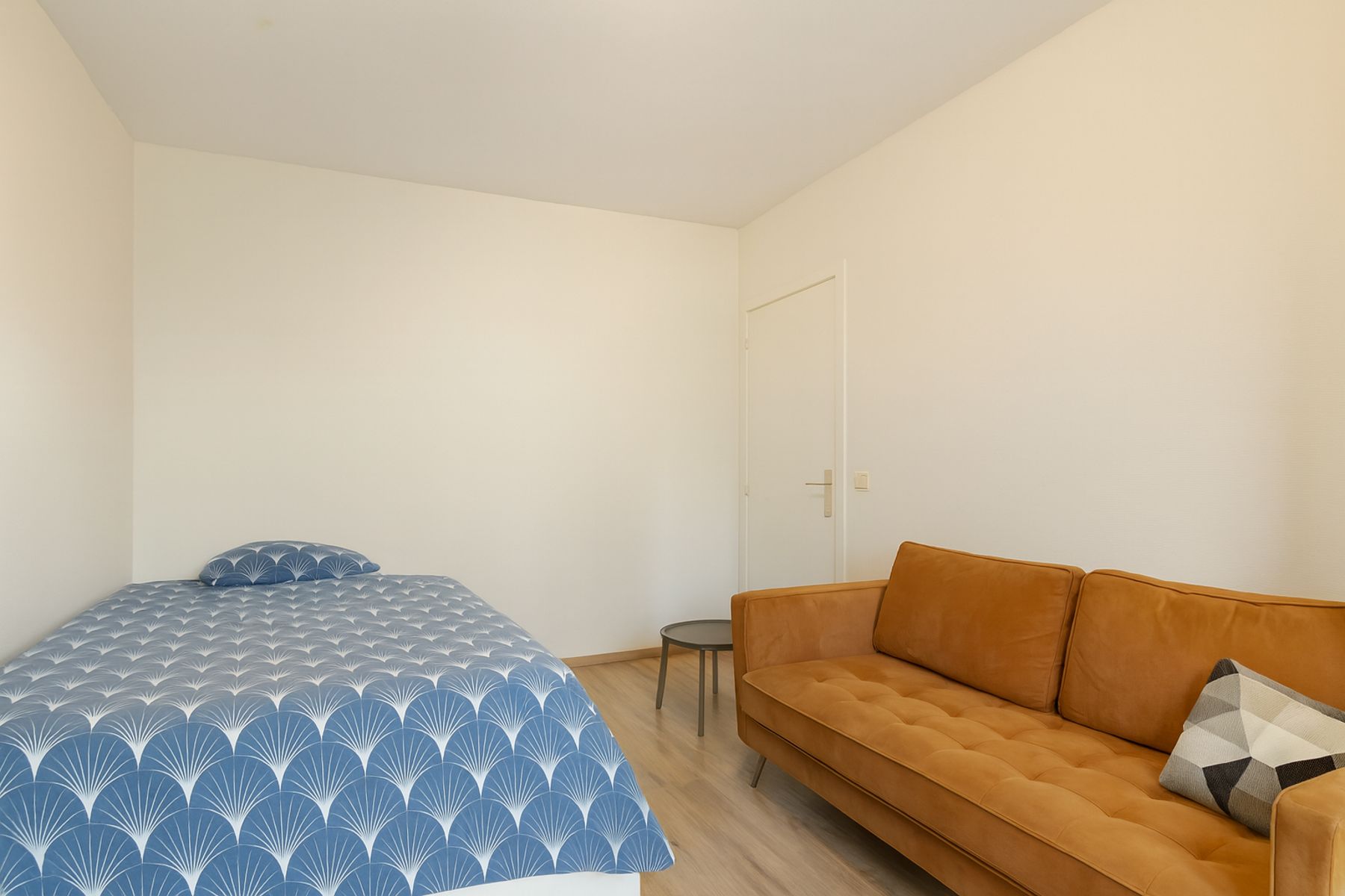 Instapklaar appartement incl. garage centrum Loppem foto 9