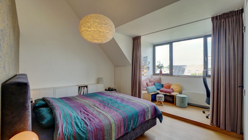Recente moderne woning van 196m² op 4 are 42 ca foto 18