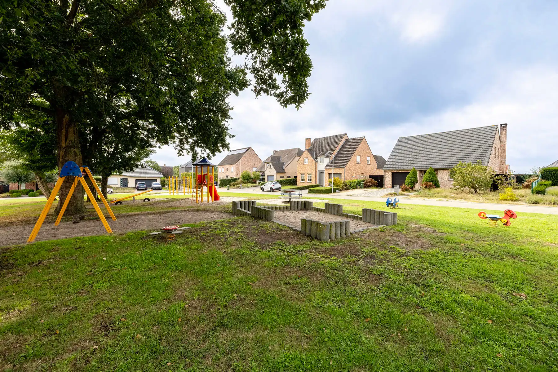 Instapklare open bebouwing met o.a. 3 slaapkamers in Bevel foto 33