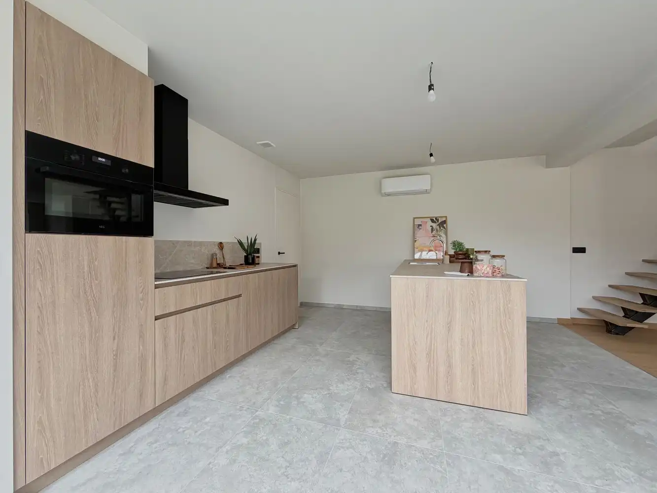 Exclusieve, energiezuinige woning met 3 slpks., 2 badks. + tuin foto 7