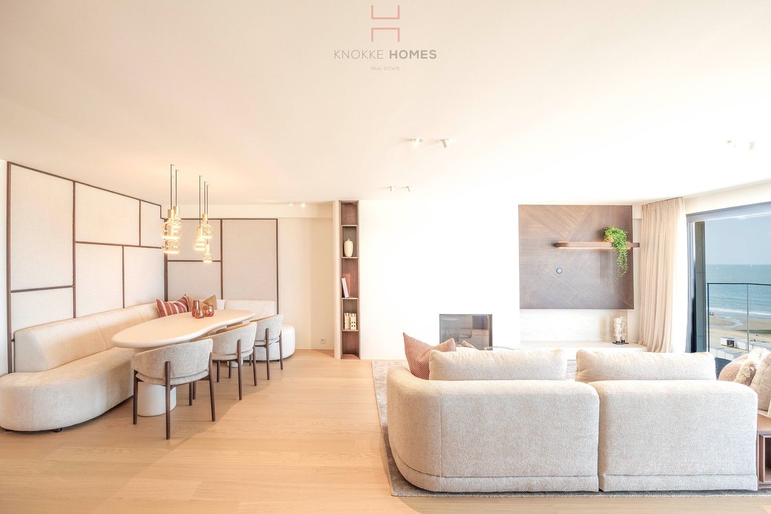 Uitzondelijk breed en ruim appartement op de Zeedijk van Het Zoute foto 3