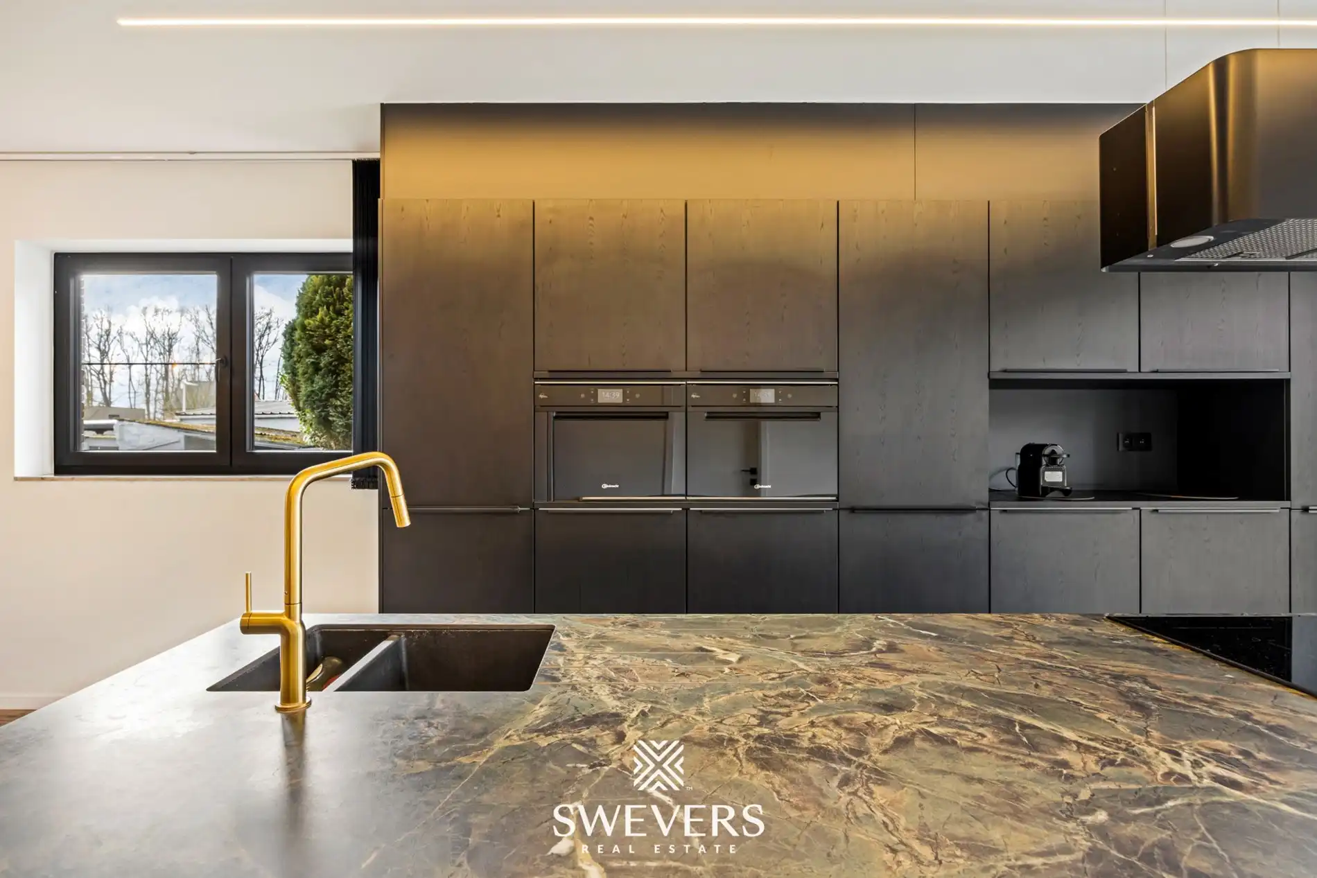 Stijlvol wonen in een rustige wijk met EPC -15 en mogelijkheid tot 2% registratie foto 13