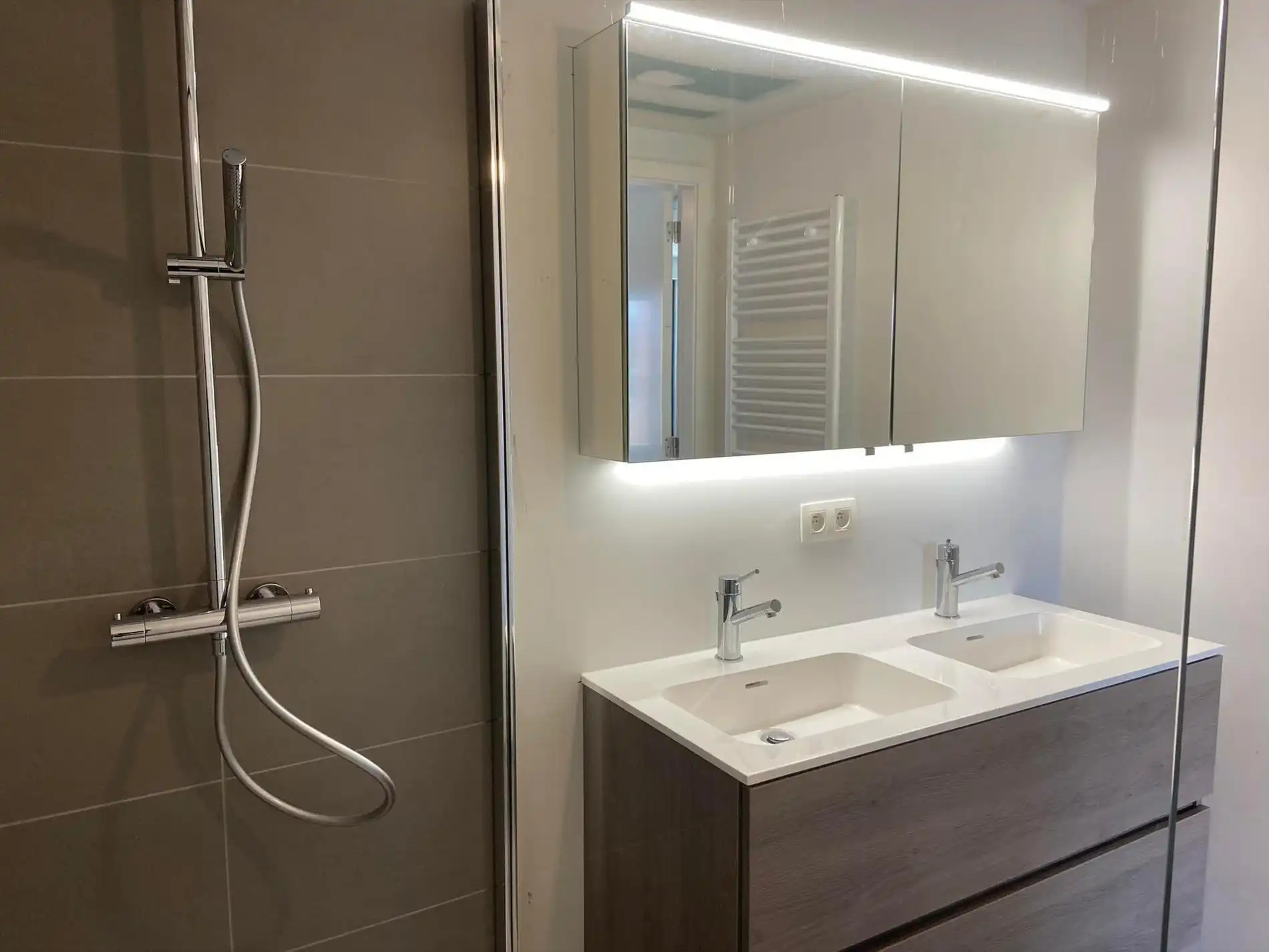 Nieuwbouw appartement met 2 slaapkamers en autostaanplaats te OLV Olen ! foto 7