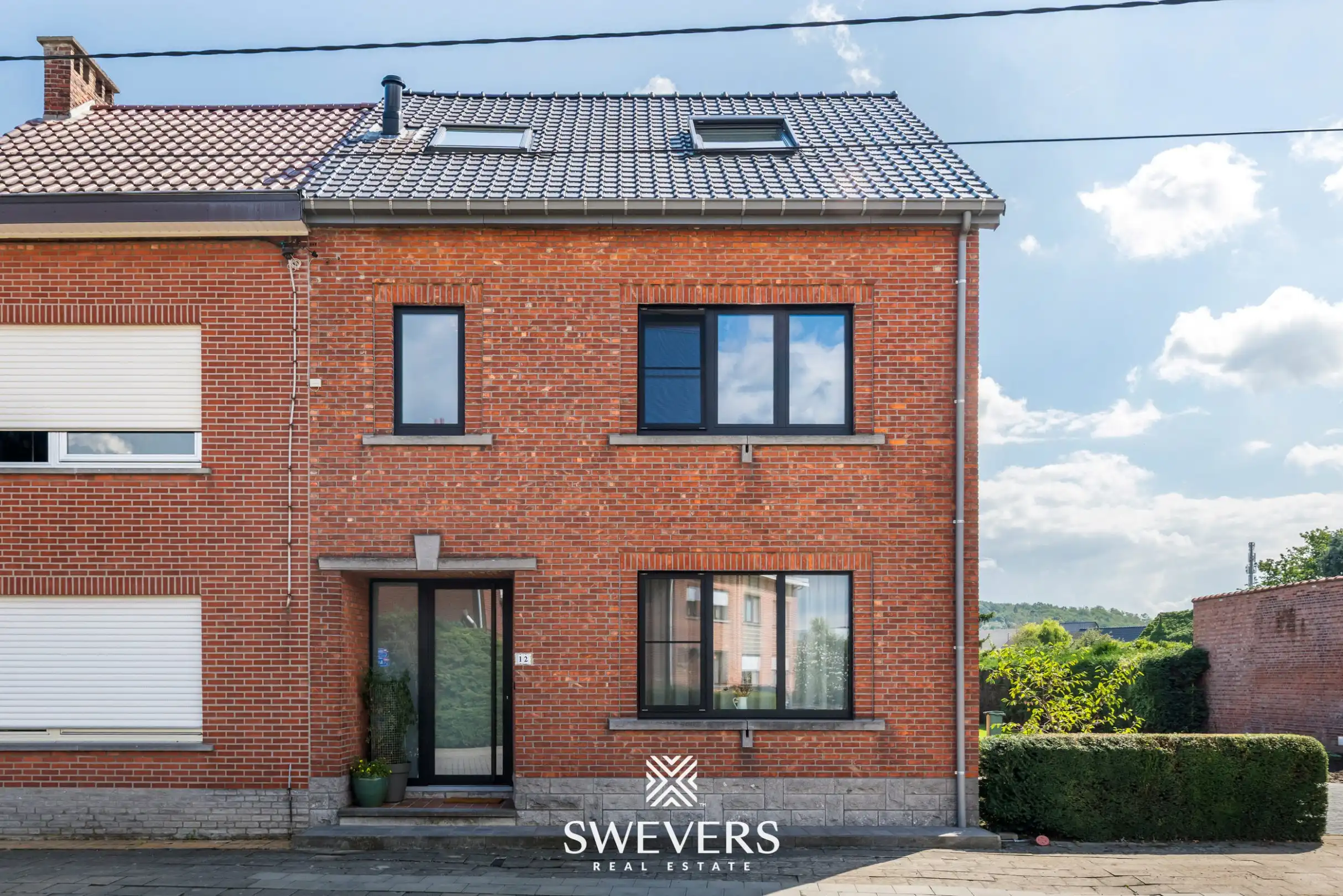 Ruime gerenoveerde woning op topligging foto 42