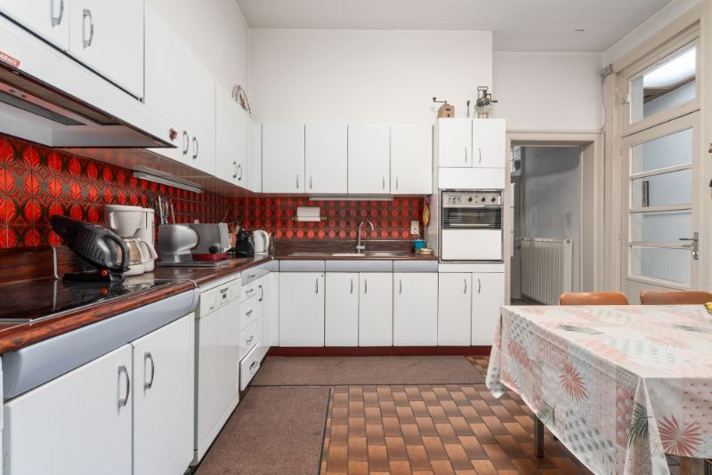 Winkelpand met woonst en tuin centrum Roeselare foto 12