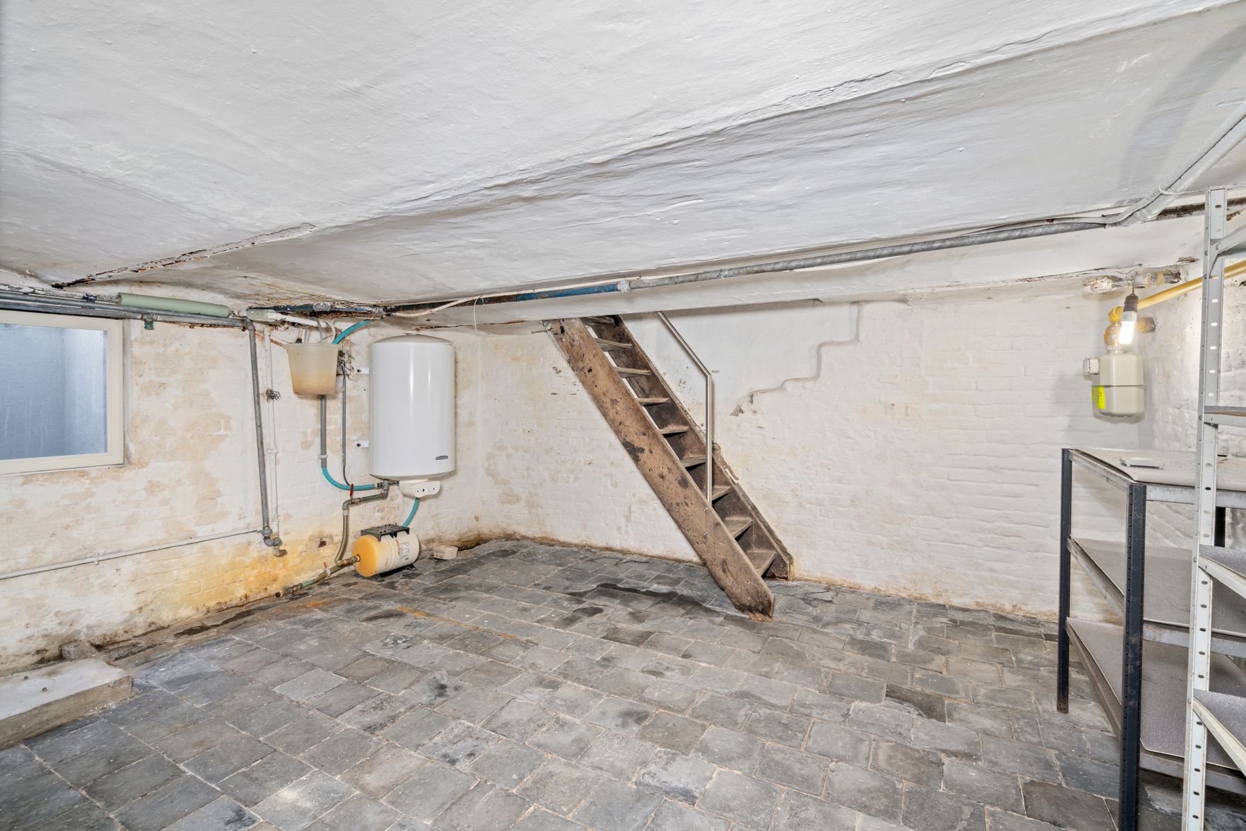 Karaktervolle ruime woning  met bijgebouw/atelier en stadstuin in het centrum foto 18