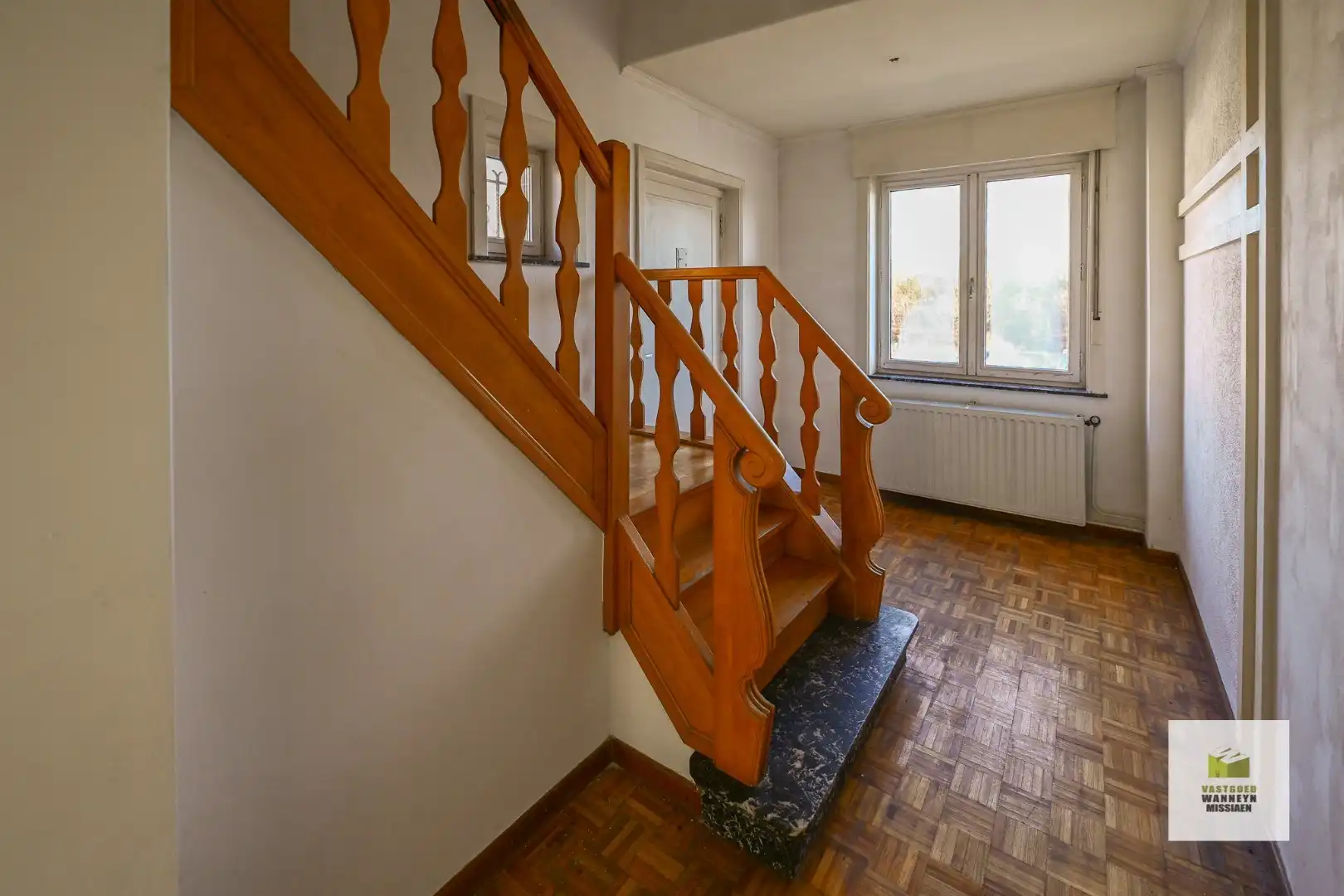 Karaktervolle woning met 3 slpks, 2 garages én zicht over het water  foto 9