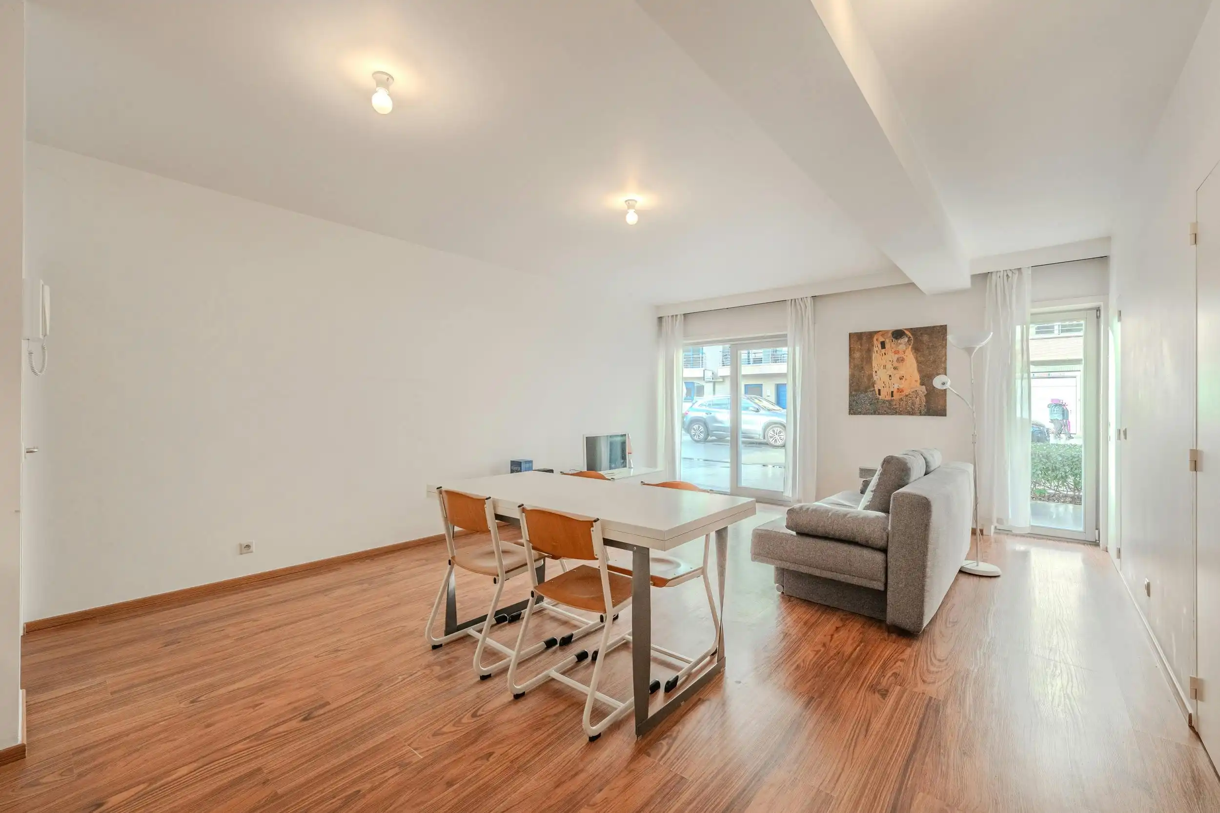 Instapklaar gelijkvloersappartement met één slaapkamer. foto 4